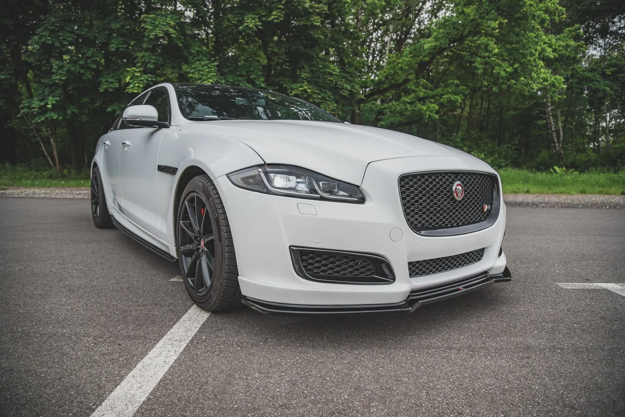 Frontspoiler Jaguar XJ (X351) Facelift 2015-2019 | Glossy Black Edition – bilde 5