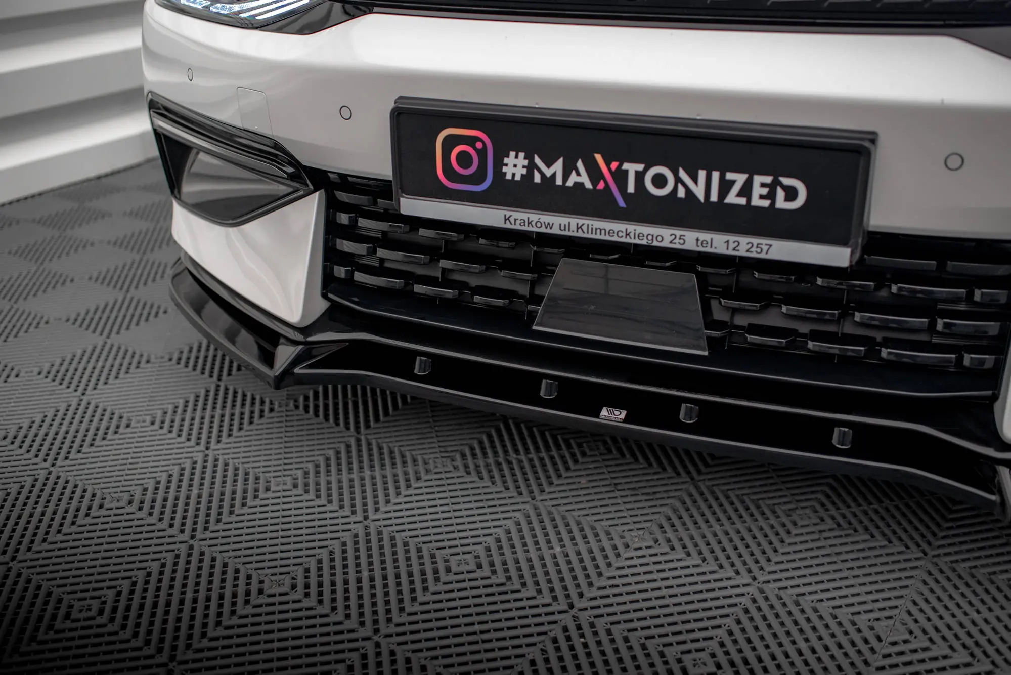 Frontspoiler Kia EV6 GT-Line 2021 - 2024 | V.2 Glossy Black Edition Image 1