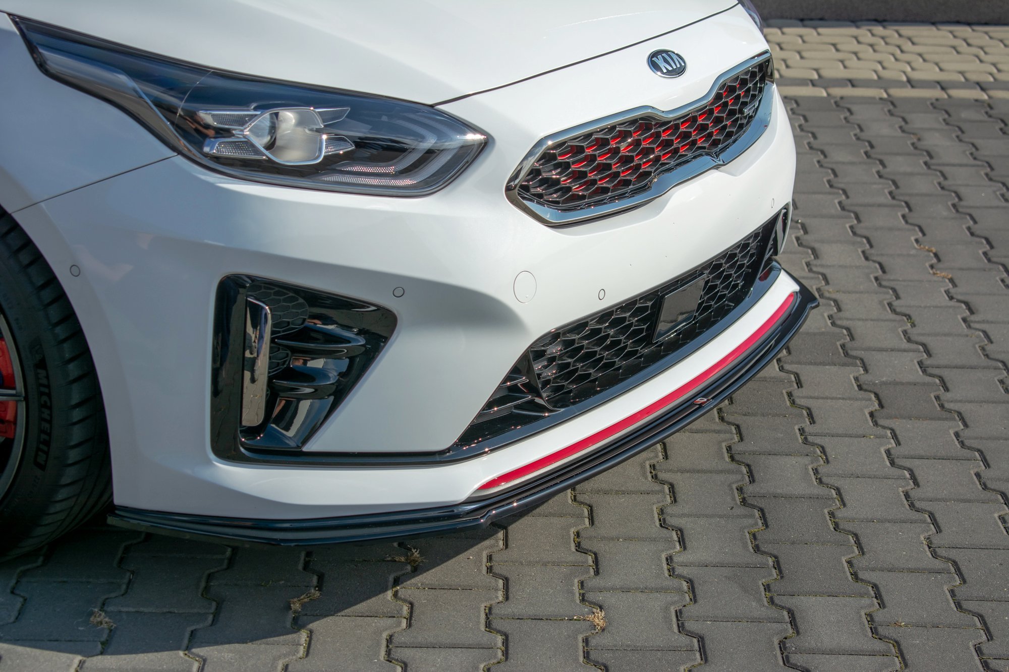 Frontspoiler Kia ProCeed III GT 2018-> | V.1 Glossy Black Edition – bilde 3