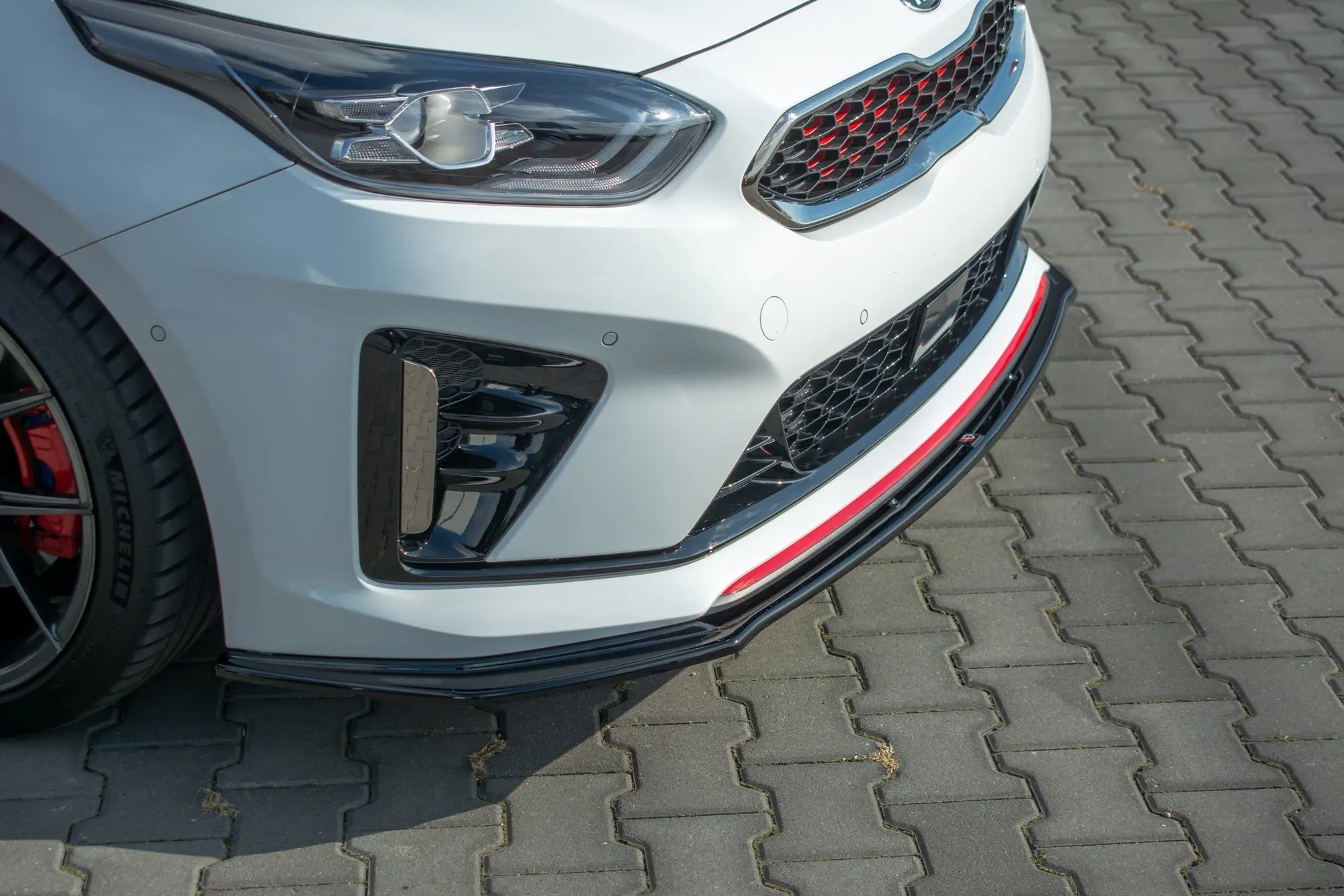 Frontspoiler Kia ProCeed III GT 2018-> | V.3 Glossy Black Edition – bilde 3