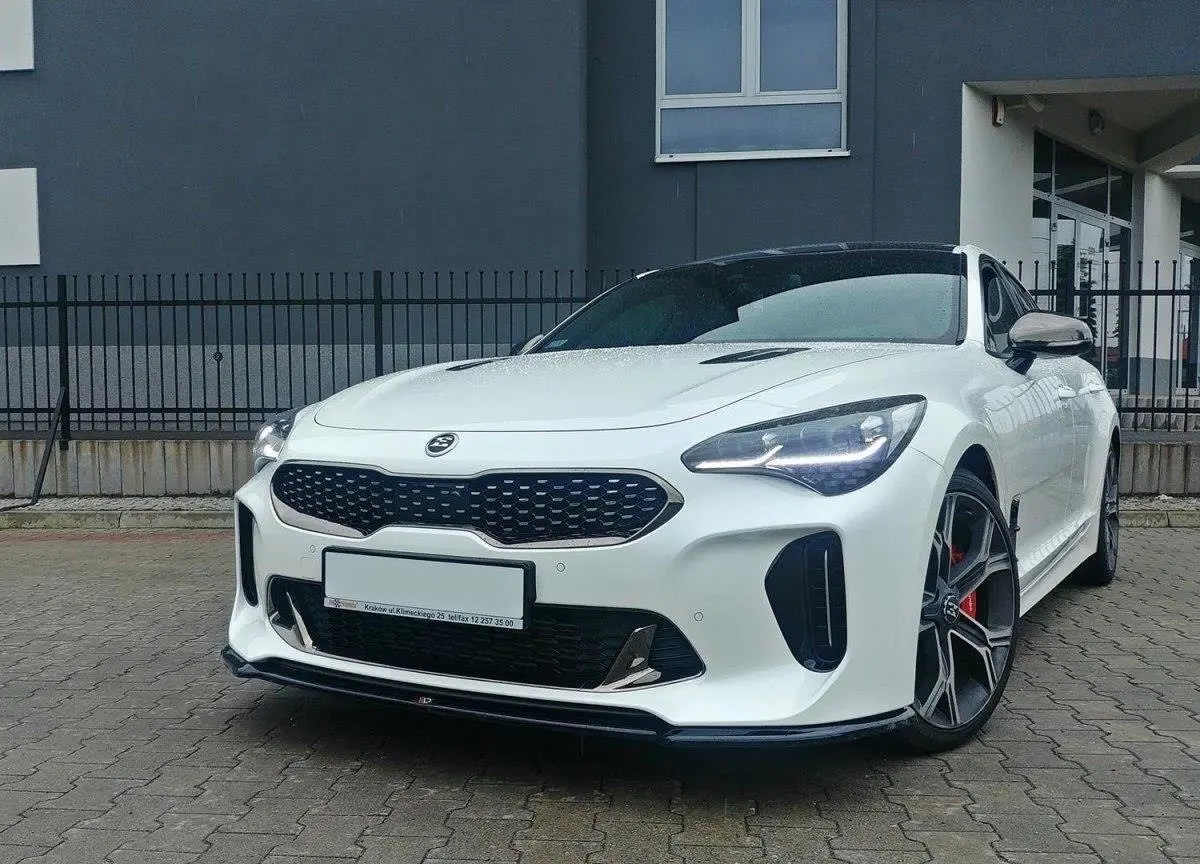 Frontspoiler Kia Stinger GT 2017-> | V.1 Glossy Black Edition – bilde 2