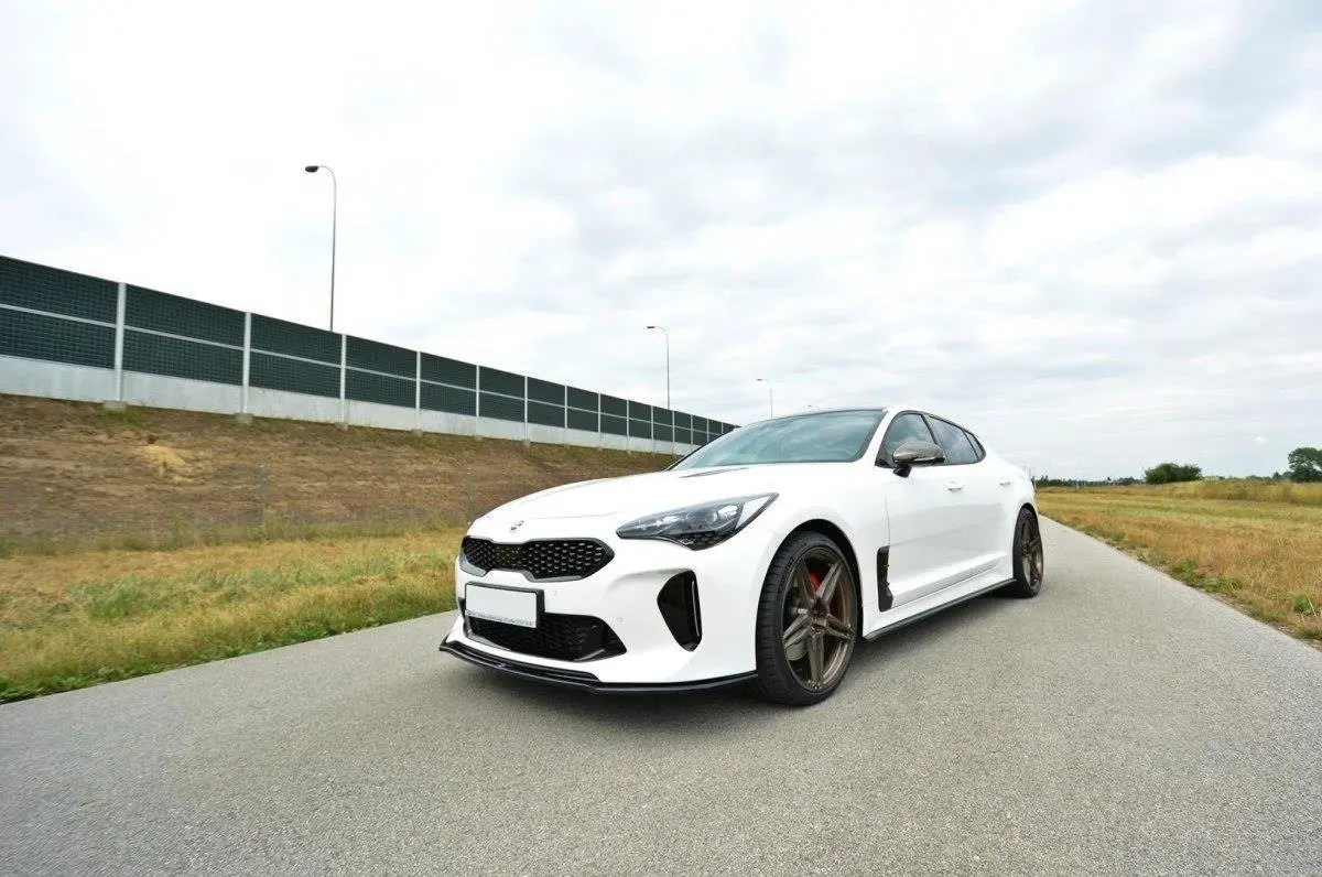 Frontspoiler Kia Stinger GT 2017-> | V.2 Glossy Black Edition – bilde 2