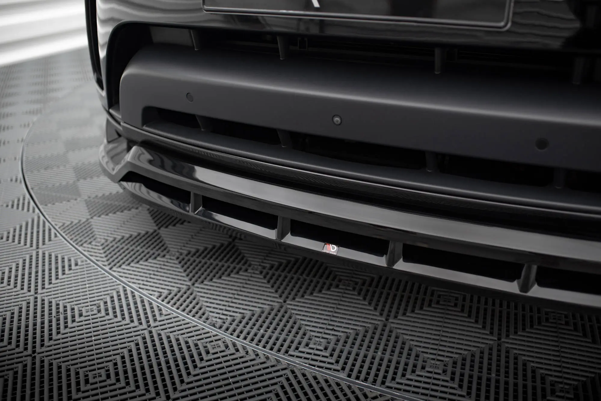 Frontspoiler Land Rover Discovery 5 (L462) HSE 2016 ->  | Glossy Black Edition