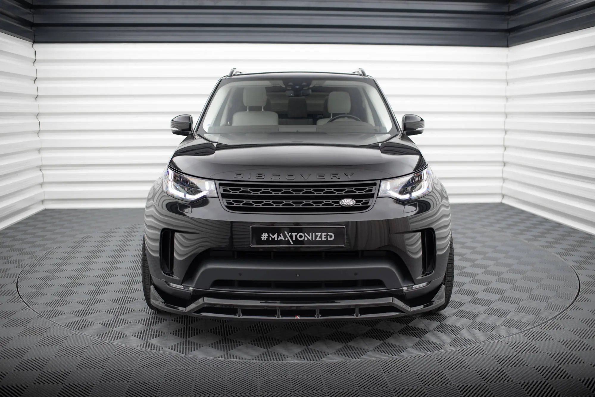 Frontspoiler Land Rover Discovery 5 (L462) HSE 2016 ->  | Glossy Black Edition – bilde 4