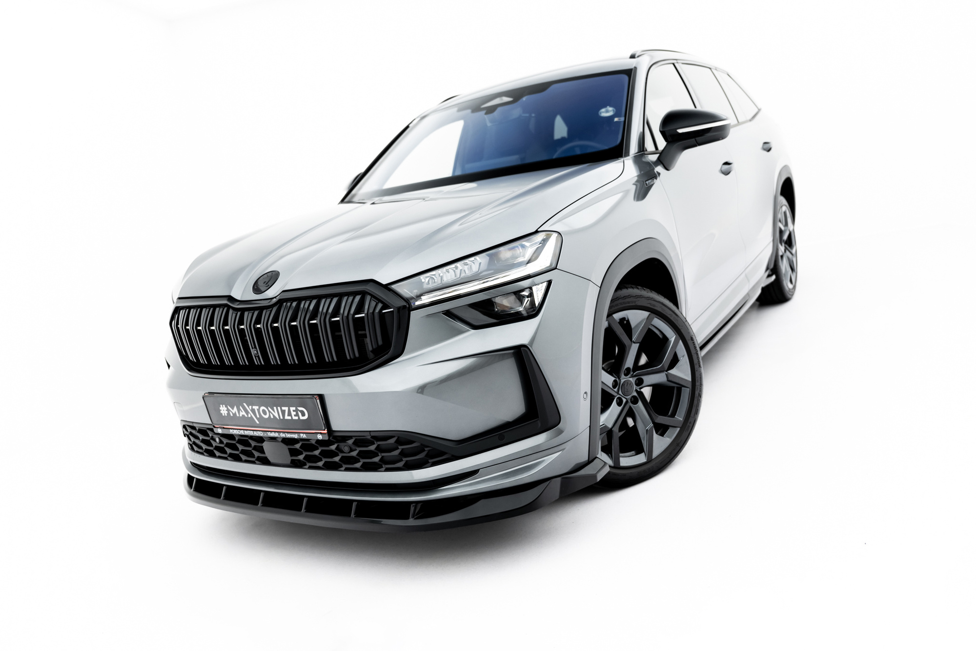 Frontspoiler Land Rover Range Rover Evoque Dynamic II 2018 - 2023  | Glossy Black Edition V2