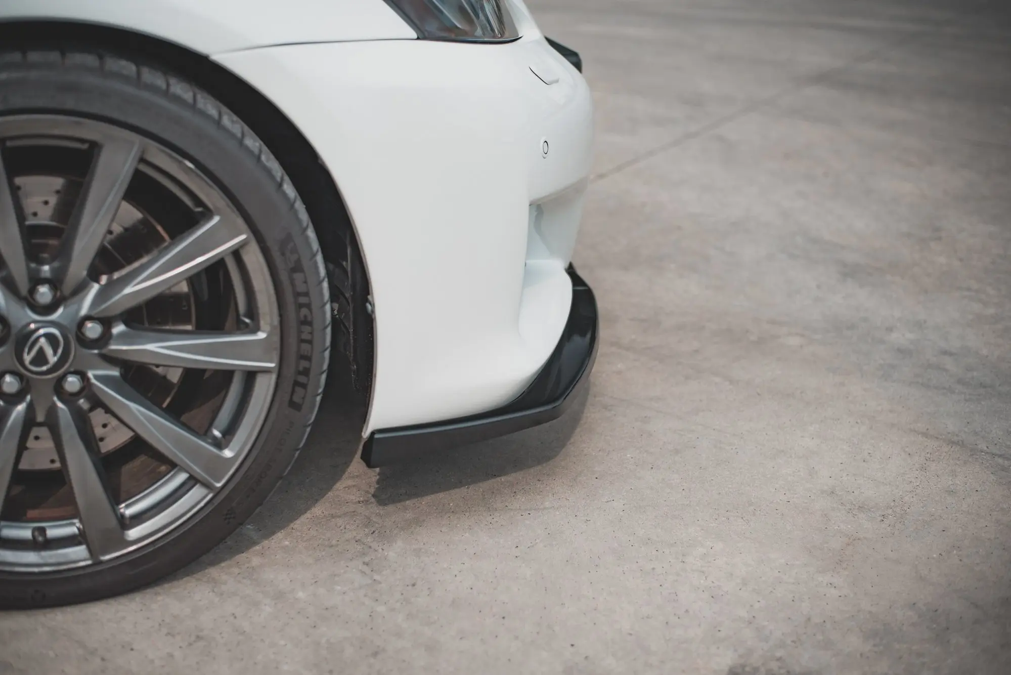 Frontspoiler Lexus IS F II 2005 - 2013 | V.2 Glossy Black Edition – bilde 4