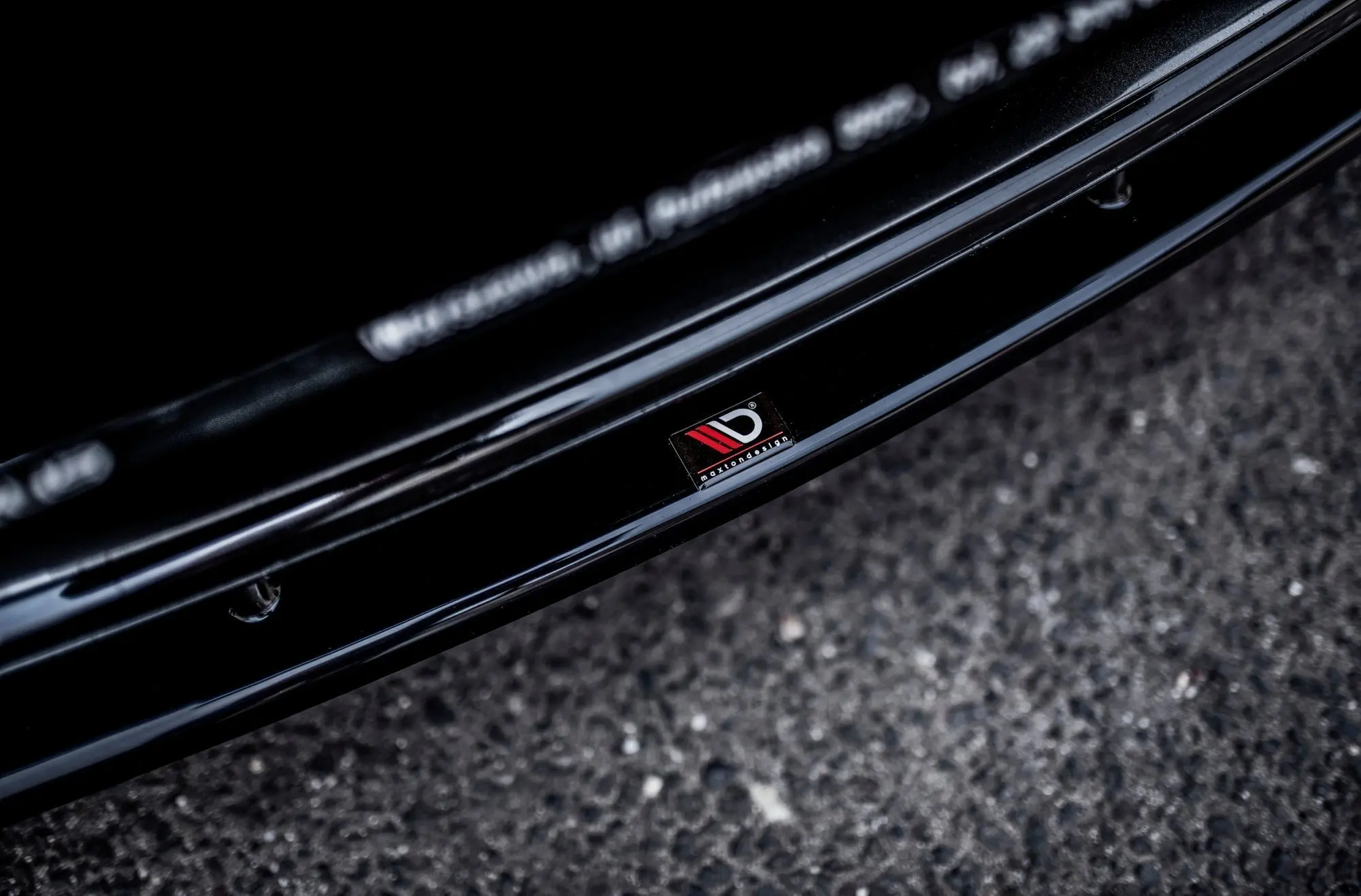 Frontspoiler Lexus LS IV (XF40) Facelift 2012-2017 | Glossy Black Edition – bilde 2