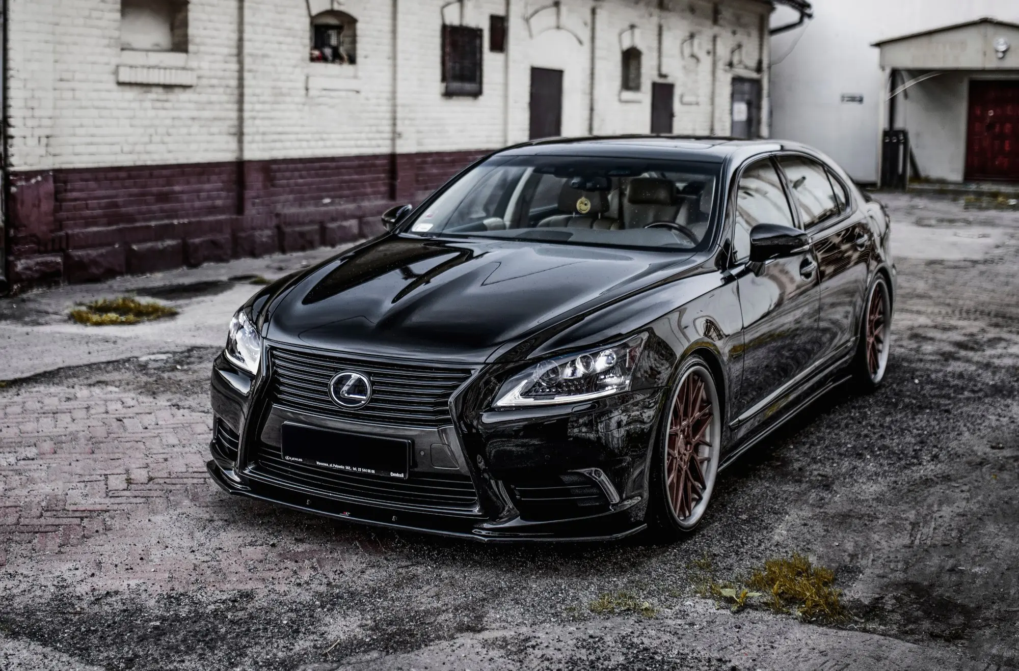 Frontspoiler Lexus LS IV (XF40) Facelift 2012-2017 | Glossy Black Edition – bilde 5