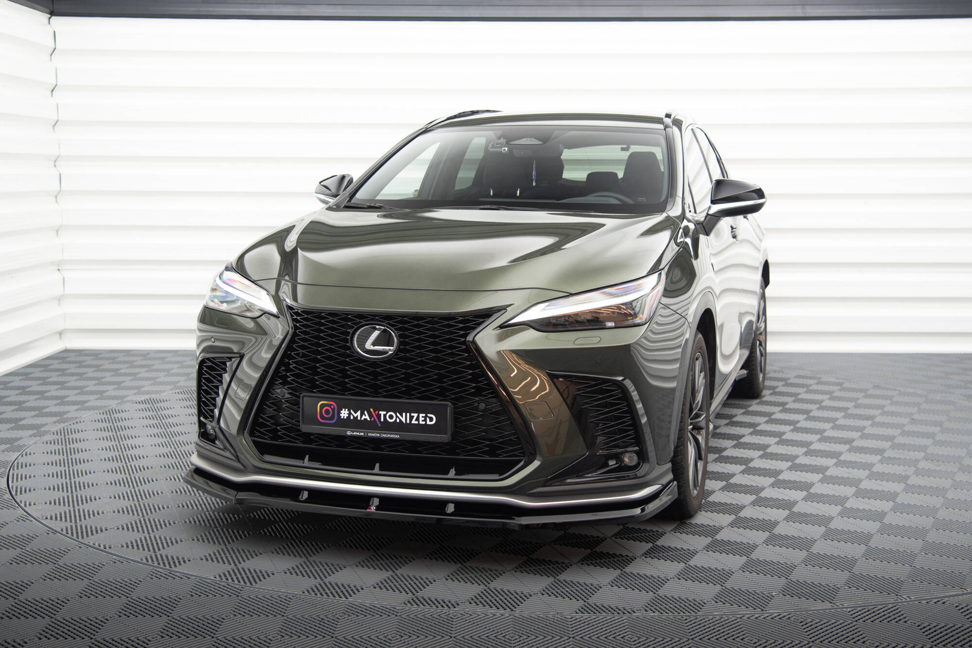 Frontspoiler Lexus NX F-Sport II | Sport Glossy Black Edition V1 – bilde 2