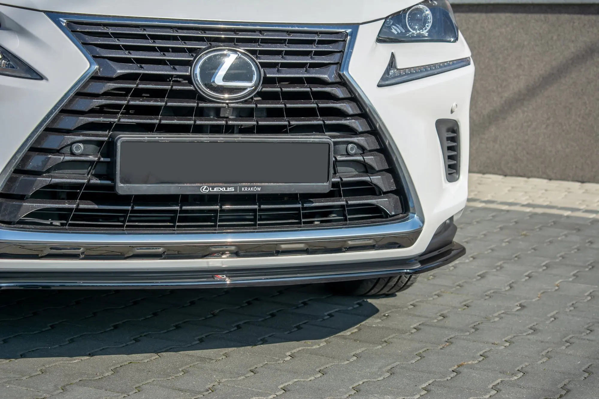 Frontspoiler Lexus NX I Facelift 2017 - 2021 | Glossy Black Edition – bilde 4