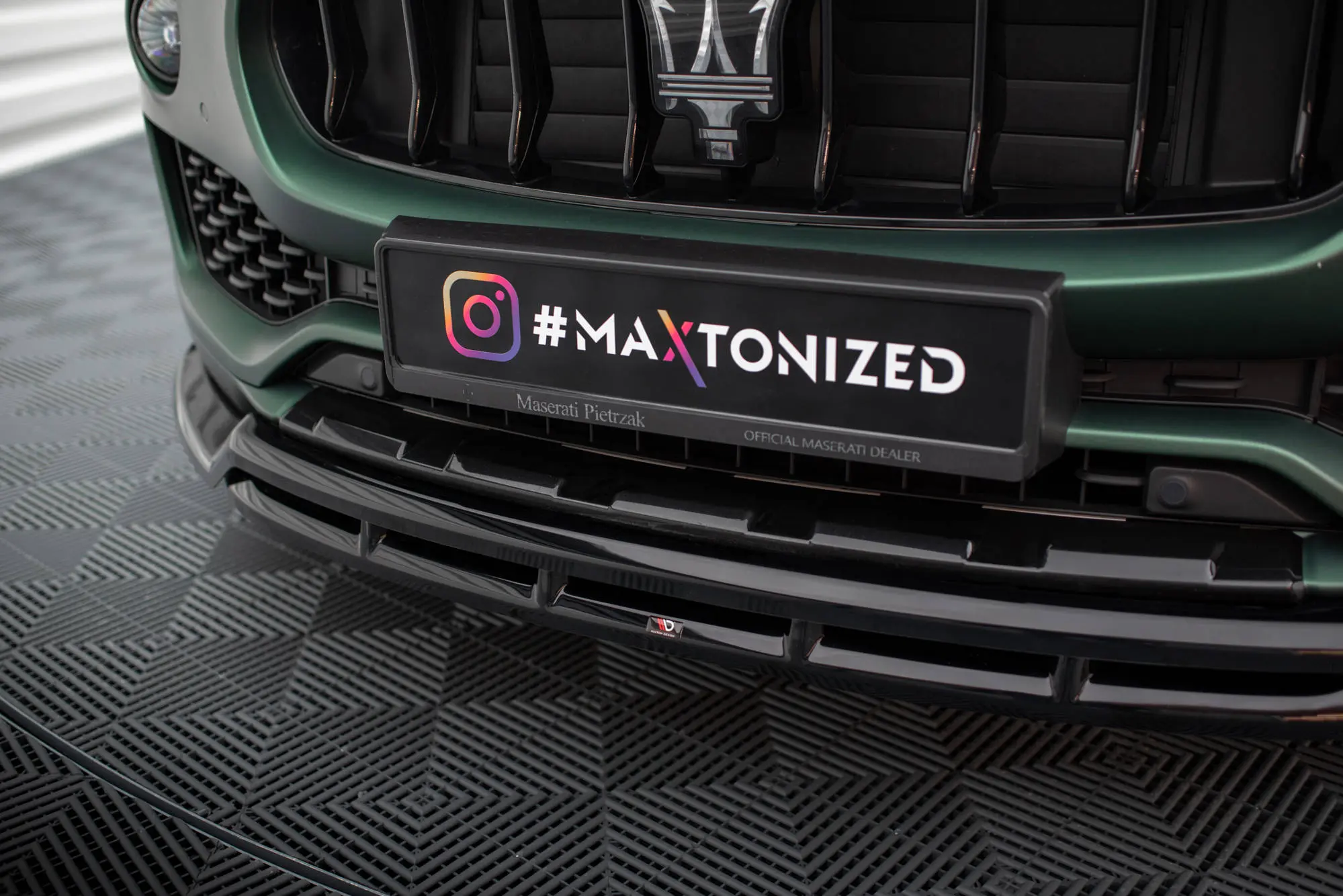 Frontspoiler Maserati Levante 2016 -> | V.2 Glossy Black Edition – bilde 2
