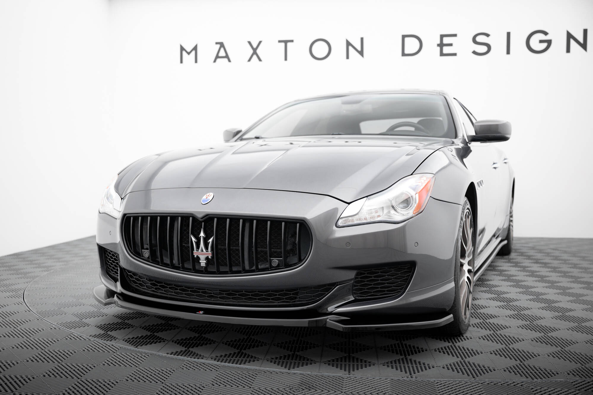 Frontspoiler Maserati Quattroporte VI 2013 - 2016 | Sport Glossy Black Edition