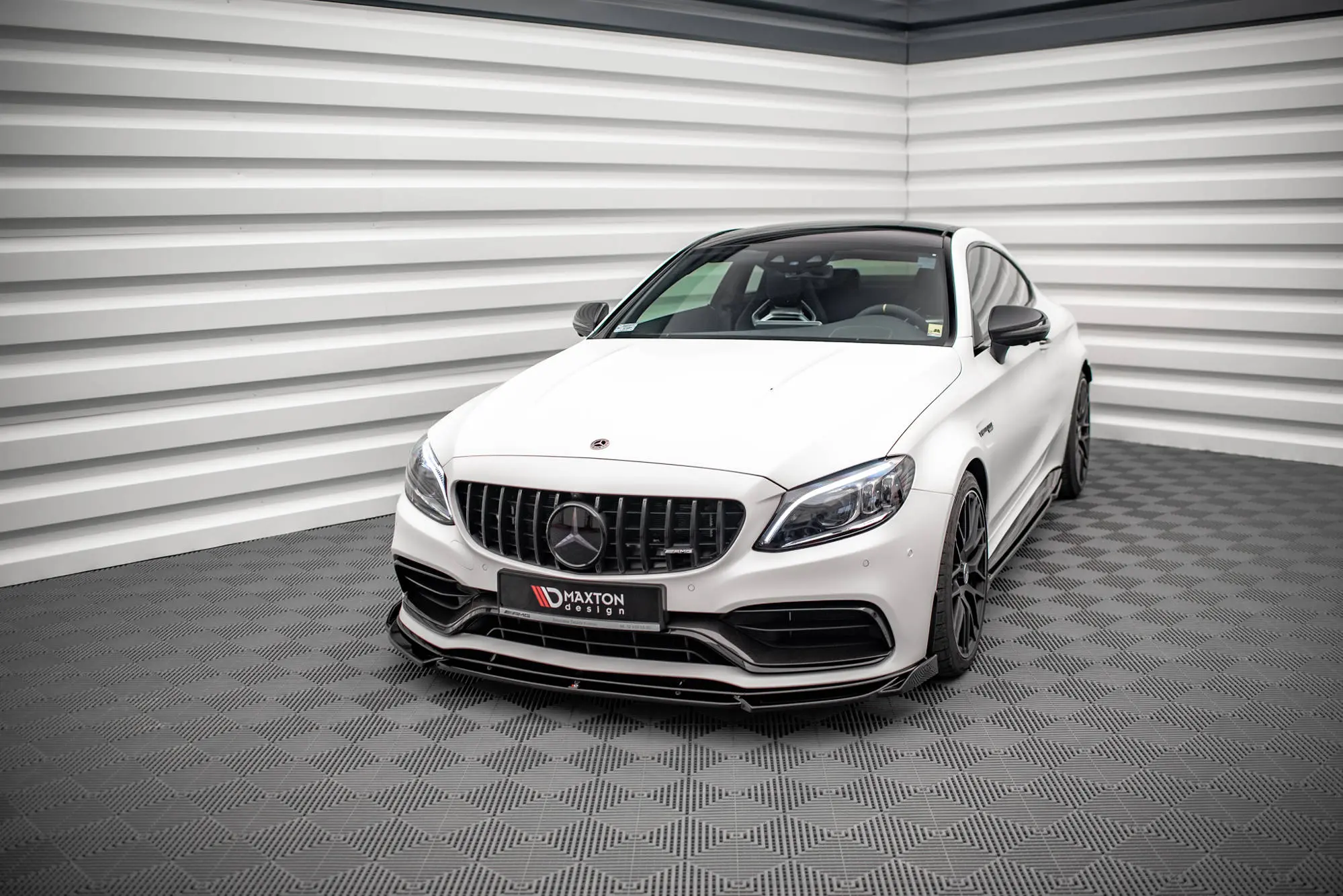 Frontspoiler Mercedes-AMG C63 Coupe (C205) Aero Pack Facelift 2018-2021 | V.2 Glossy Black Edition