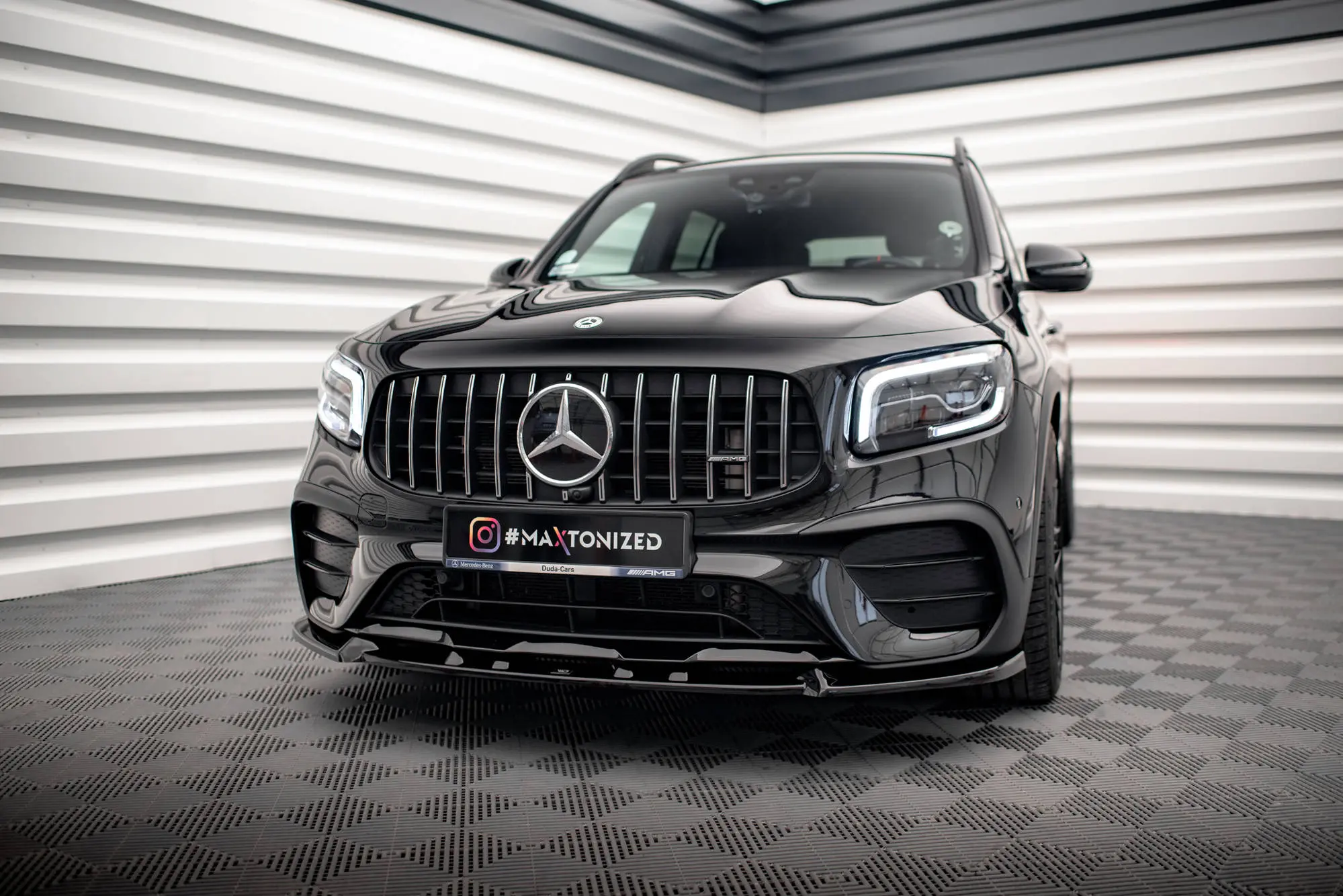 Frontspoiler Mercedes-AMG GLB 35 (X247) 2019 - 2023 | V.1 Glossy Black Edition – bilde 4