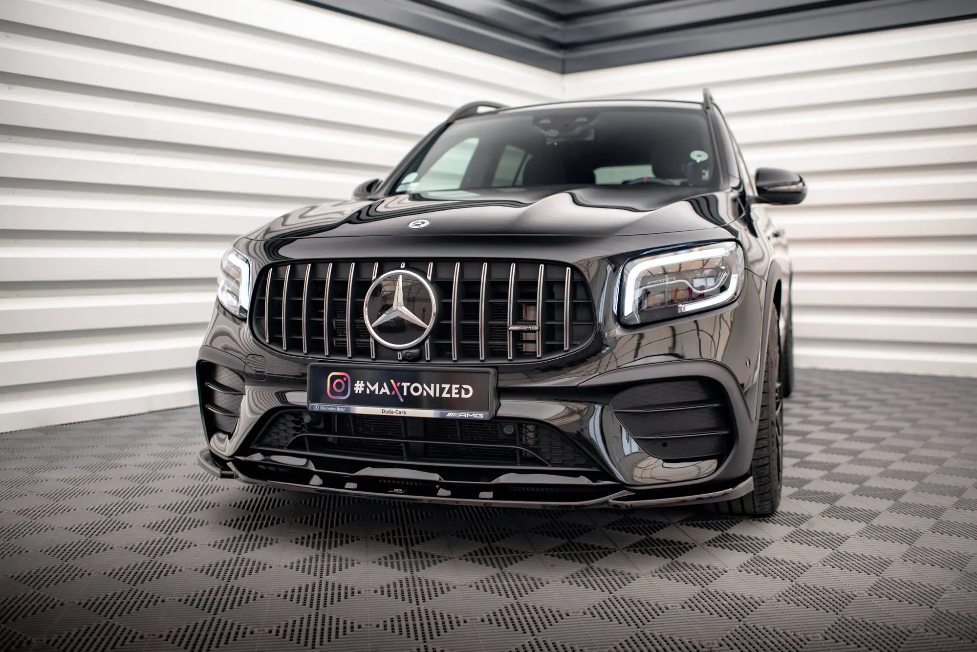 Frontspoiler Mercedes-AMG GLB 35 (X247) 2019 - 2023 | V.2 Glossy Black Edition – bilde 4