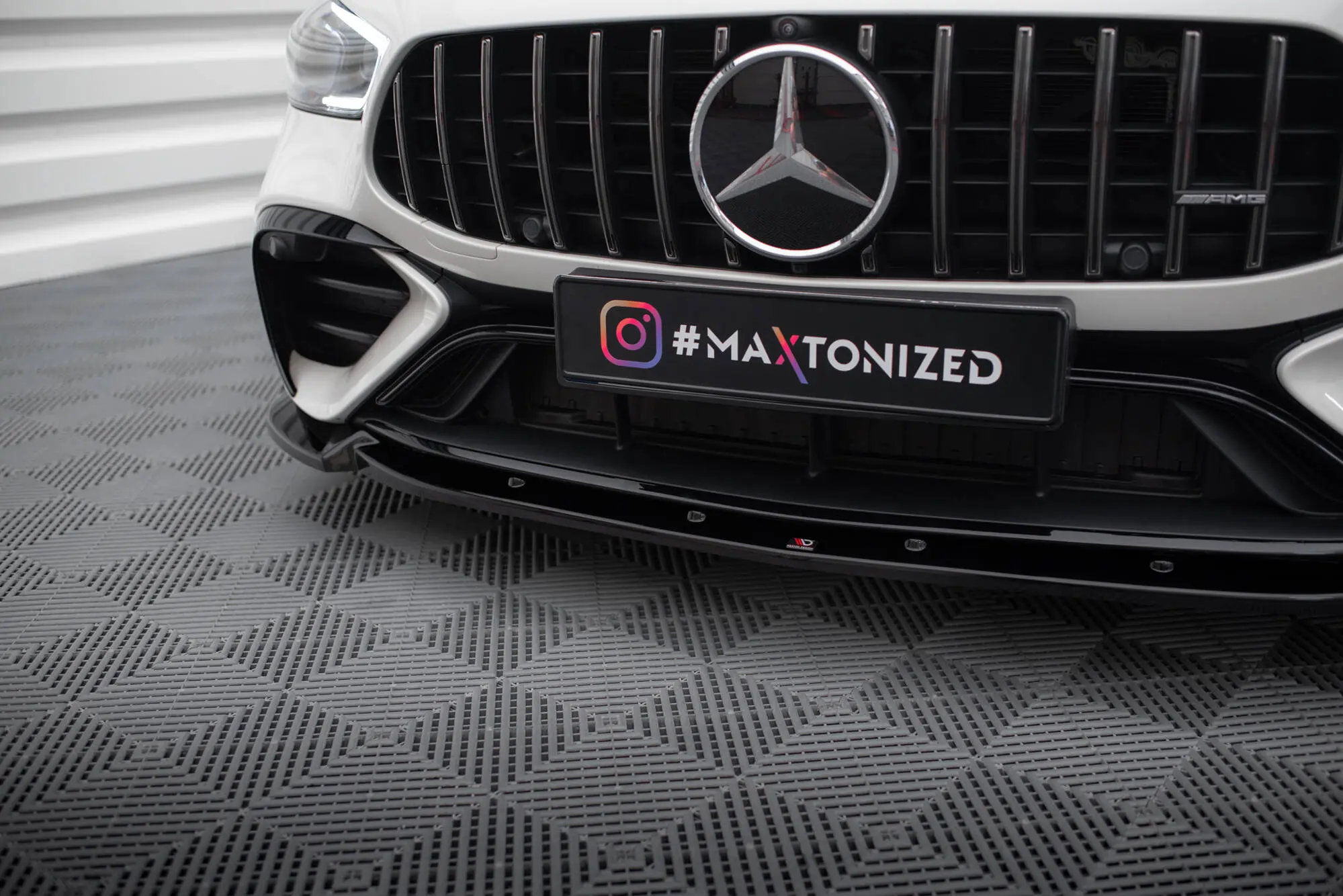 Frontspoiler Mercedes-AMG GT 43 (X290) 4 Door Coupe V8 Styling Package 2018 - > | V.2 Glossy Black Edition