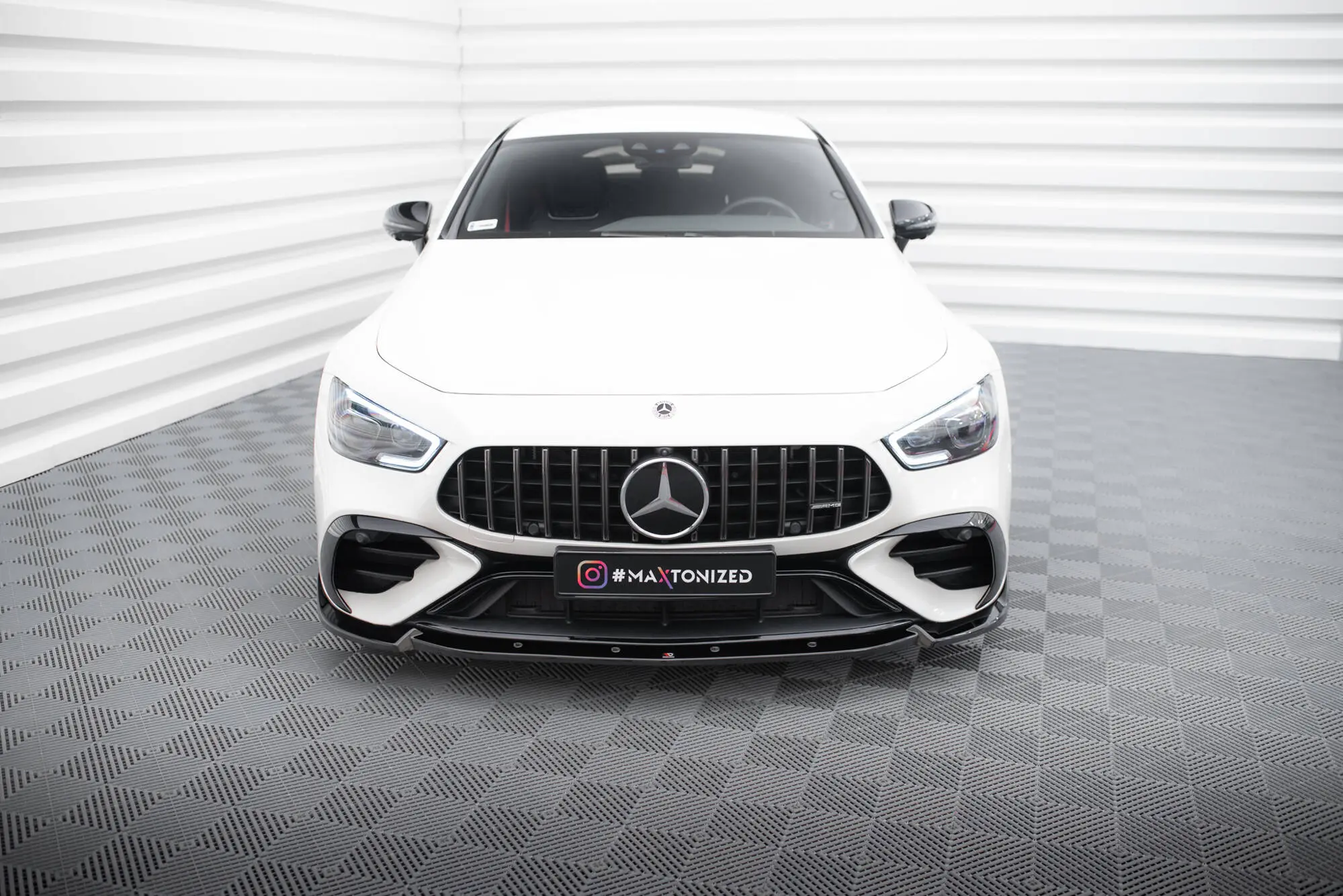 Frontspoiler Mercedes-AMG GT 43 (X290) 4 Door Coupe V8 Styling Package 2018 - > | V.2 Glossy Black Edition – bilde 3
