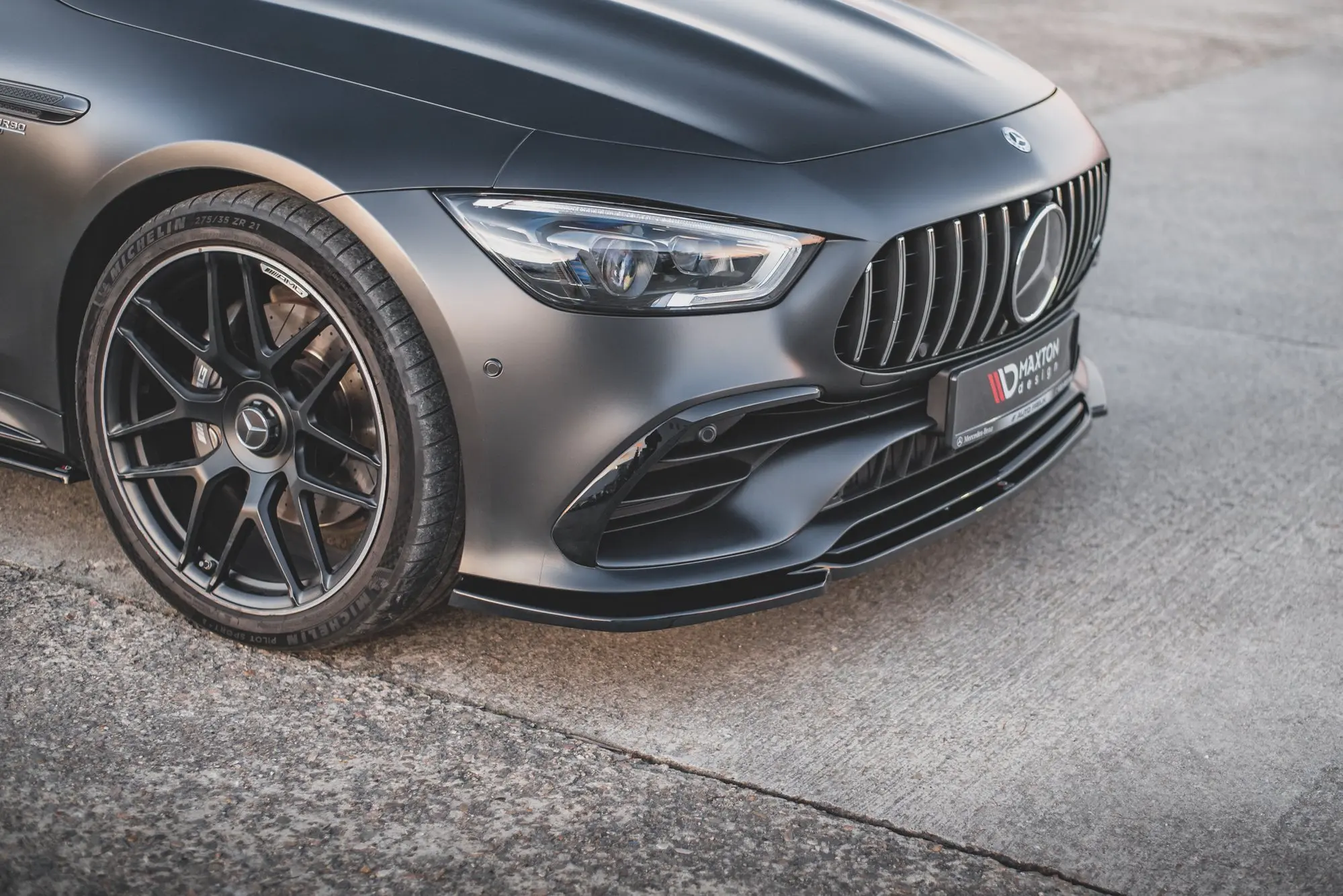 Frontspoiler Mercedes-AMG GT 53 (X290) 4-Door Coupe 2018-> | V.1 Glossy Black Edition – bilde 5