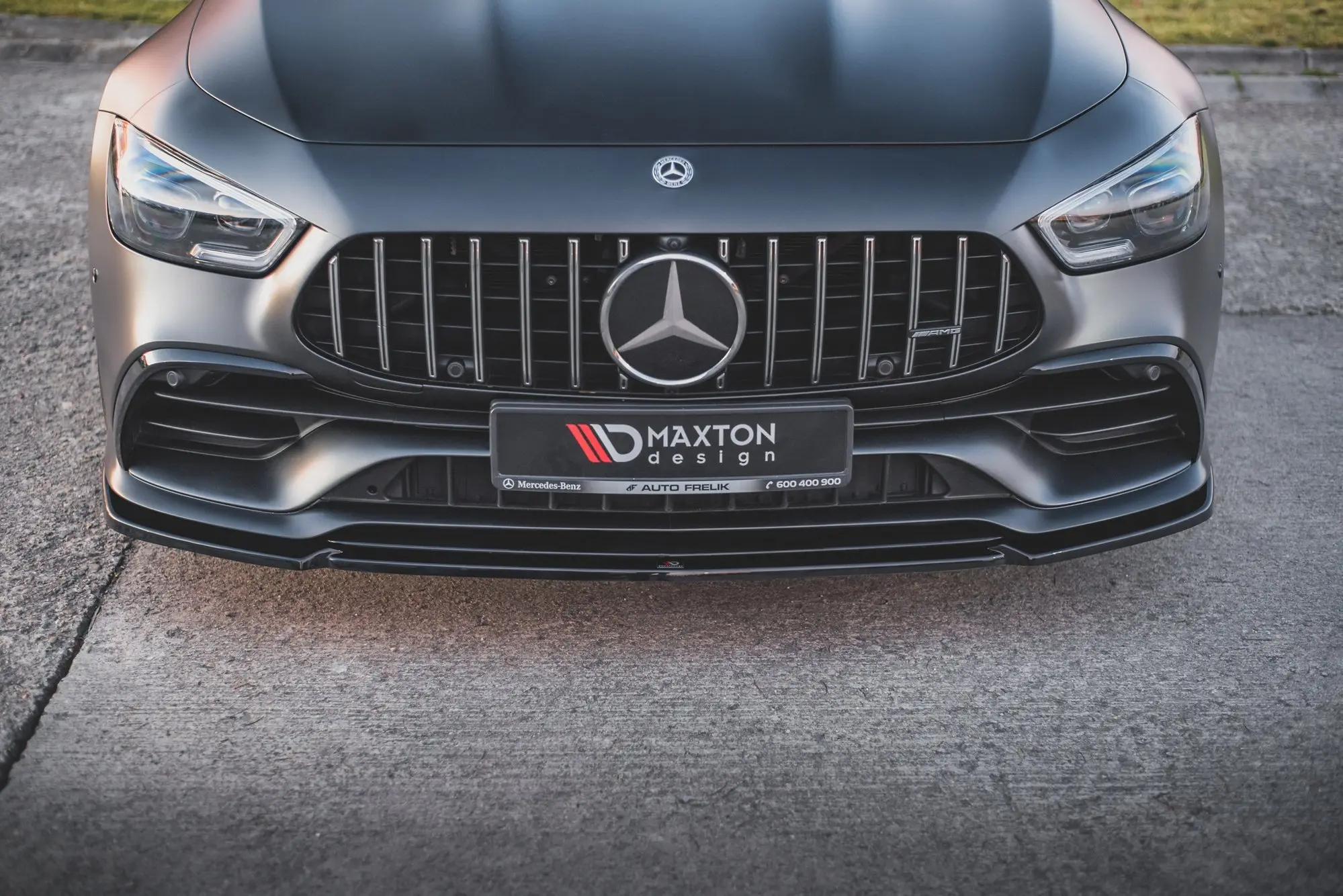 Frontspoiler Mercedes-AMG GT 53 (X290) 4-Door Coupe 2018-> | V.2 Glossy Black Edition – bilde 3