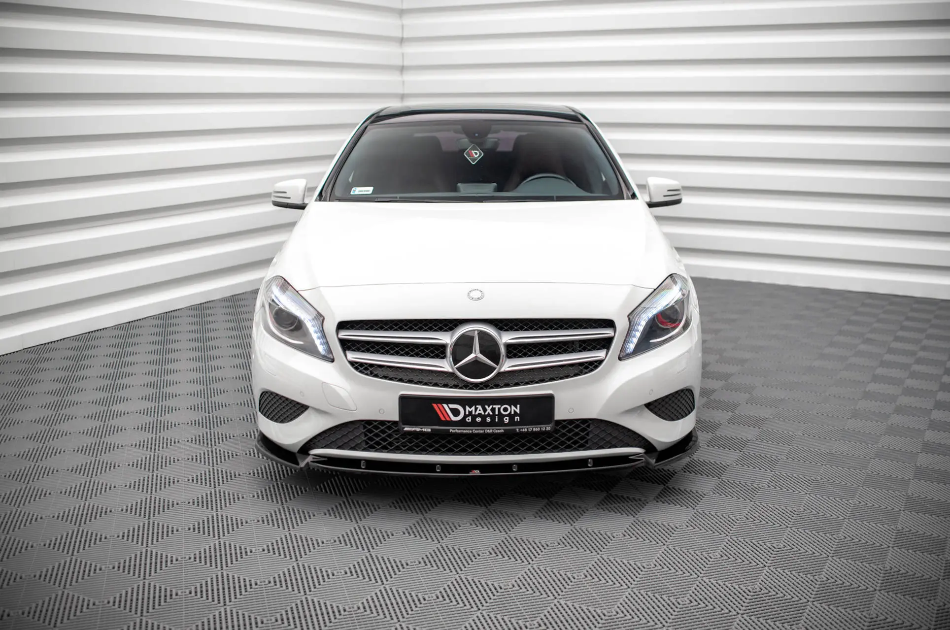 Frontspoiler Mercedes-Benz A (W176) 2012-2015 | V.1 Glossy Black Edition