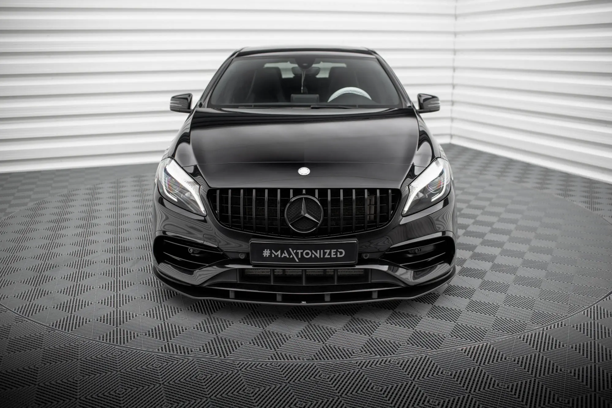 Frontspoiler Mercedes-Benz A (W176) AMG-Line facelift 2015 -2018 | Street Pro Black Edition – bilde 4