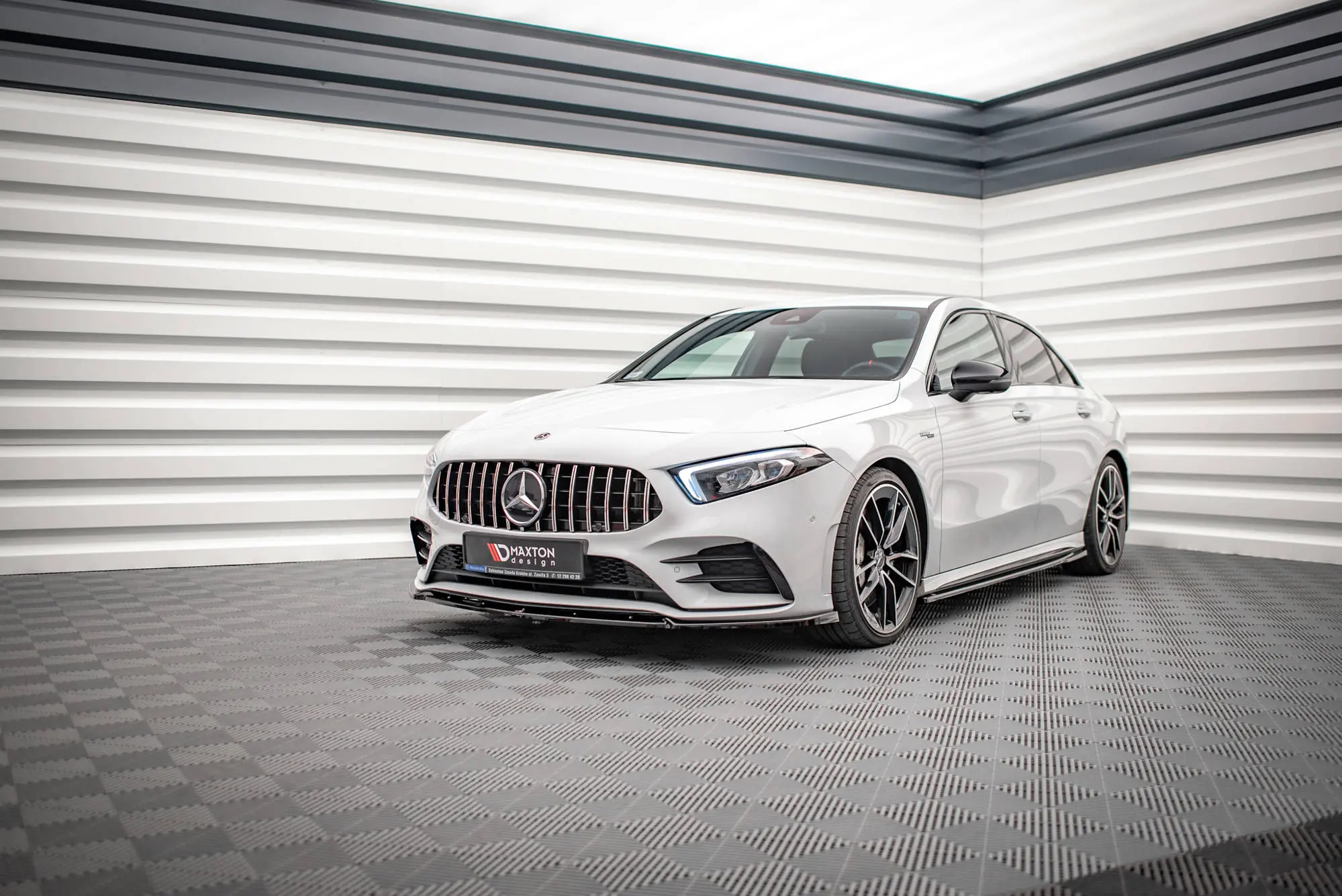 Frontspoiler Mercedes-Benz A (W177 / V177 ) AMG-Line / Mercedes-AMG A35 (W177 / V177) 2018->| V.4 Glossy Black Edition – bilde 3