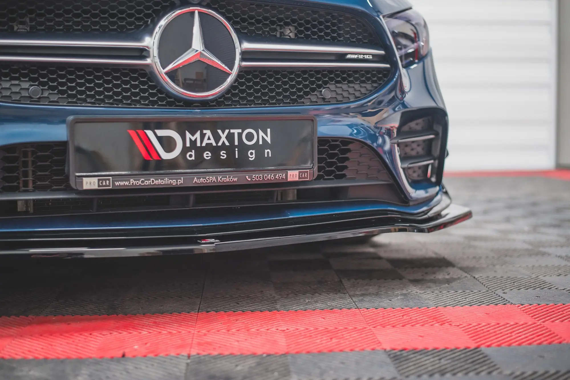 Frontspoiler Mercedes-Benz A35 AMG  Aero ( W177 / V177) 2018-> | V.1 Glossy Black Edition – bilde 2