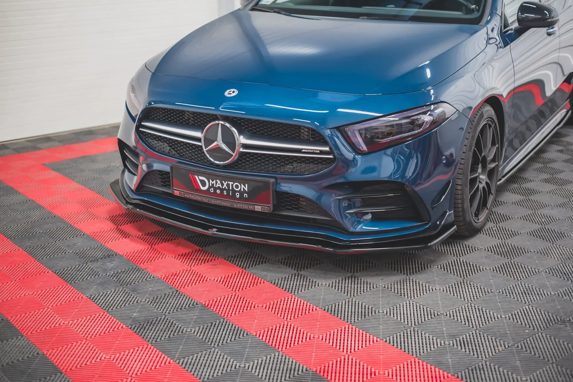 Frontspoiler Mercedes-Benz A35 AMG  Aero ( W177 / V177) 2018-> | V.1 Glossy Black Edition – bilde 4
