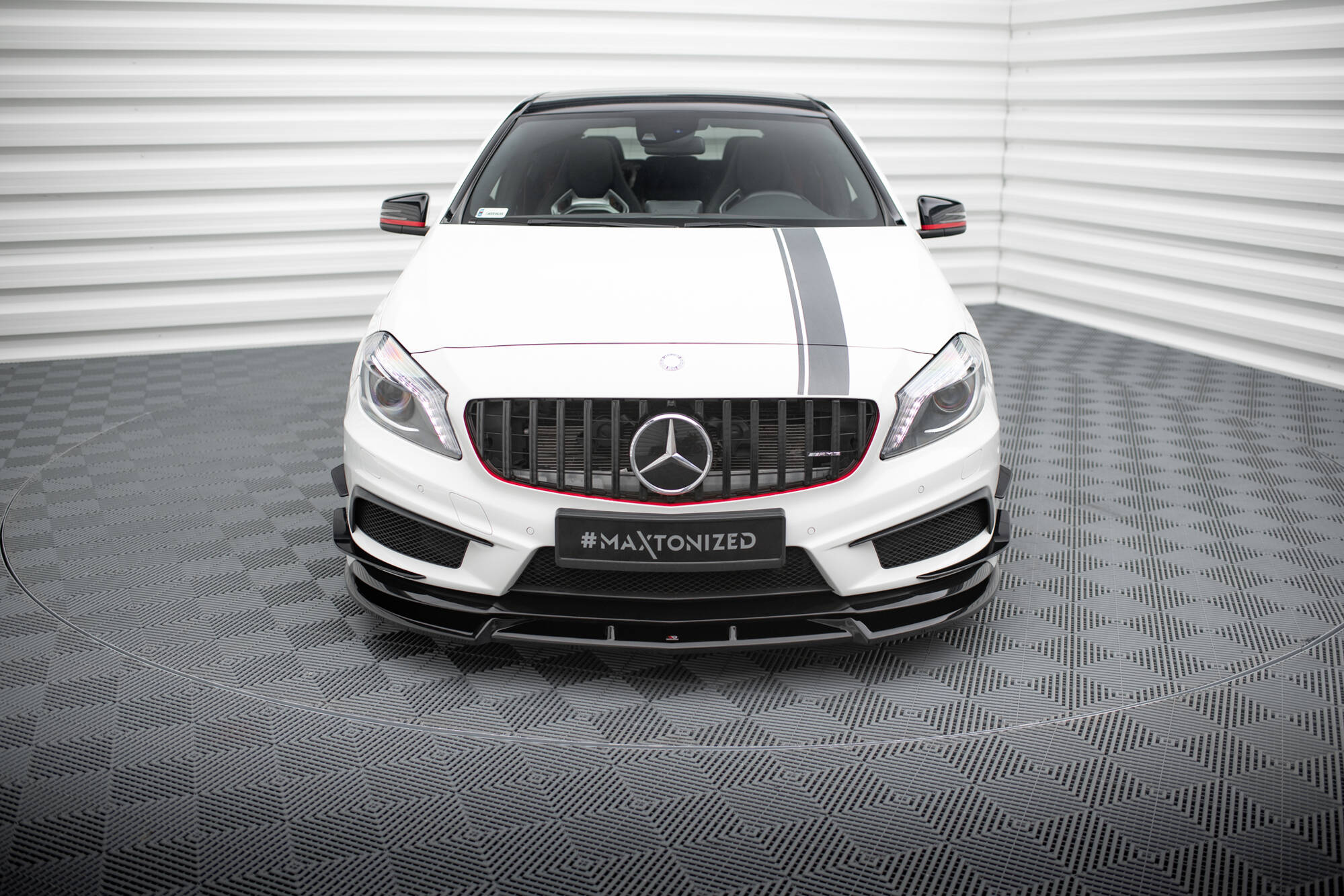 Frontspoiler Mercedes-Benz A45 AMG (W176) 2012 - 2015 | V.3 Glossy Black Edition – bilde 3