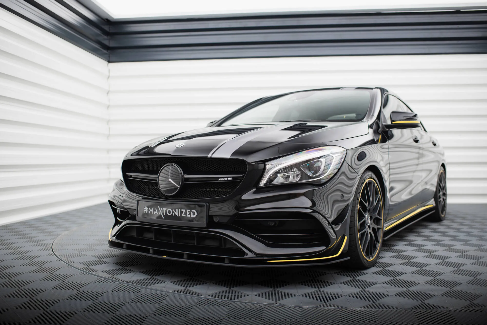 Frontspoiler Mercedes-Benz AMG Cla 45 Aero (C117) Facelift 2017 - 2019 | Street Pro Black Edition