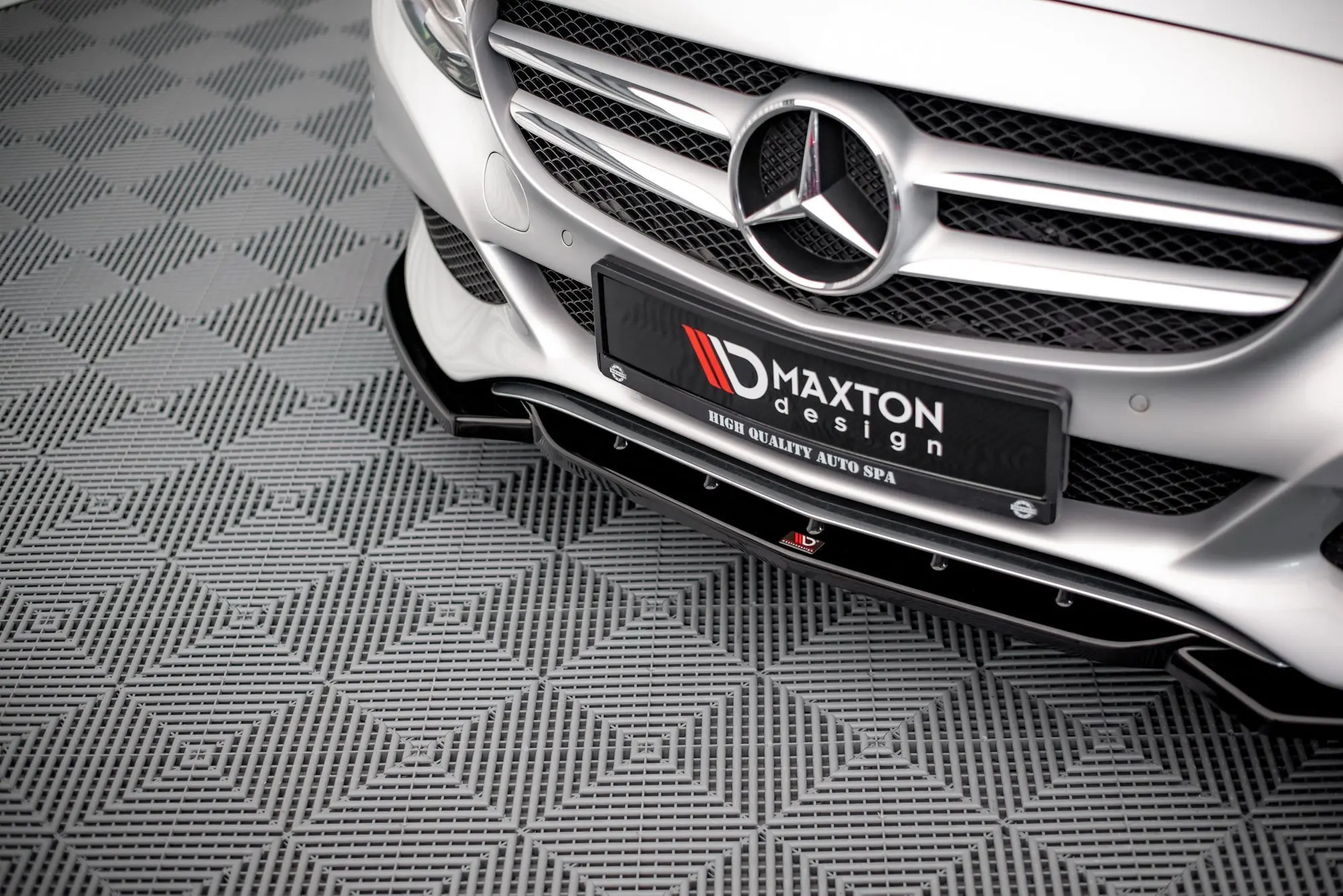 Frontspoiler Mercedes-Benz C (W205 / S205 ) pre-facelift 2014 - 2018 │ Glossy Black Edition