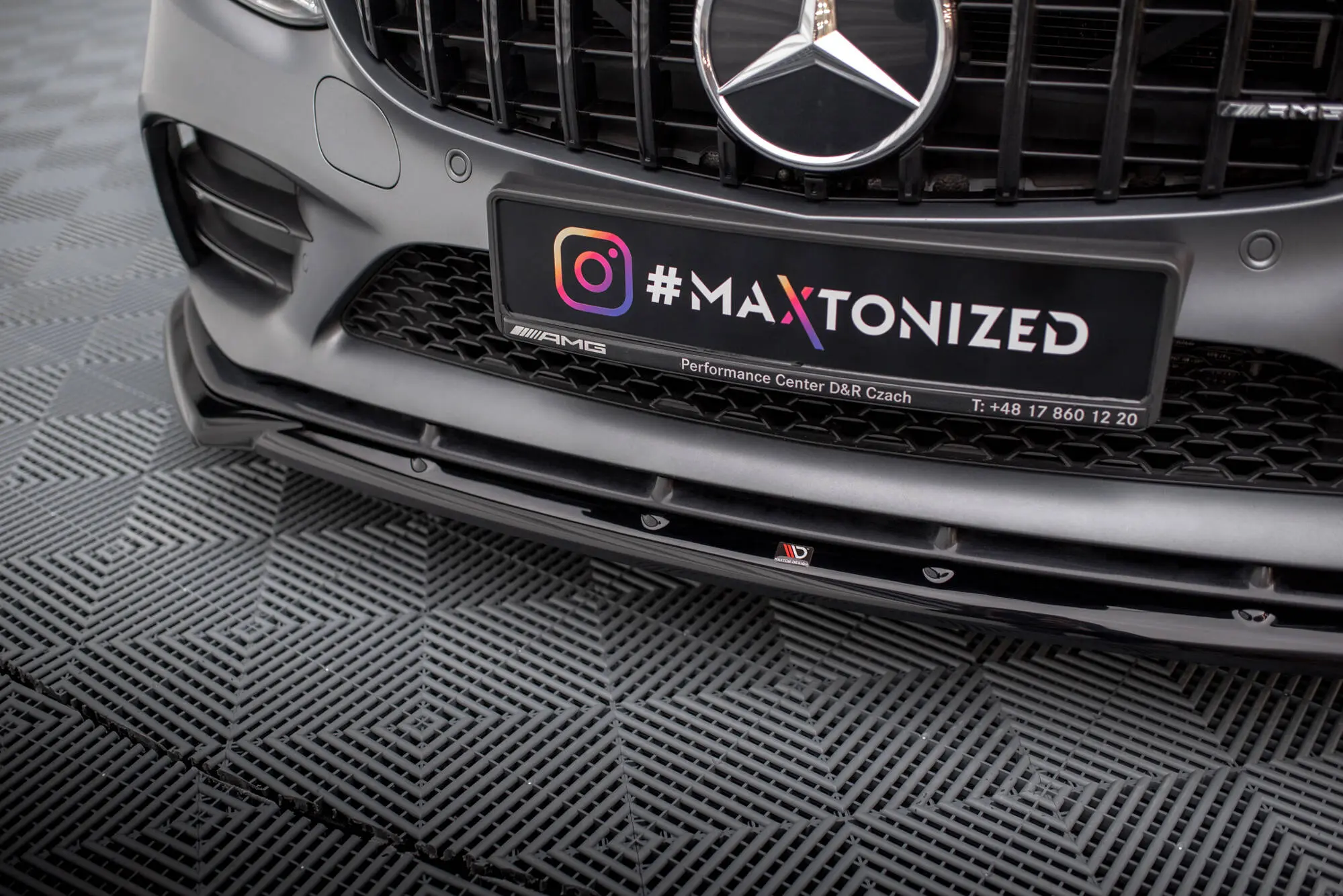 Frontspoiler Mercedes-Benz C43 AMG Coupe (C205) facelift 2018 - 2022 / Mercedes-Benz C43 AMG (W205) facelift 2018 - 2021 | V.2 Glossy Black Edition