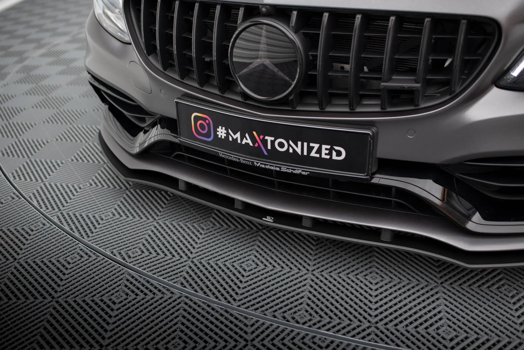Frontspoiler Mercedes-Benz C63 AMG (W205 / S205) facelift 2018 - 2021 | Street Pro Black Edition