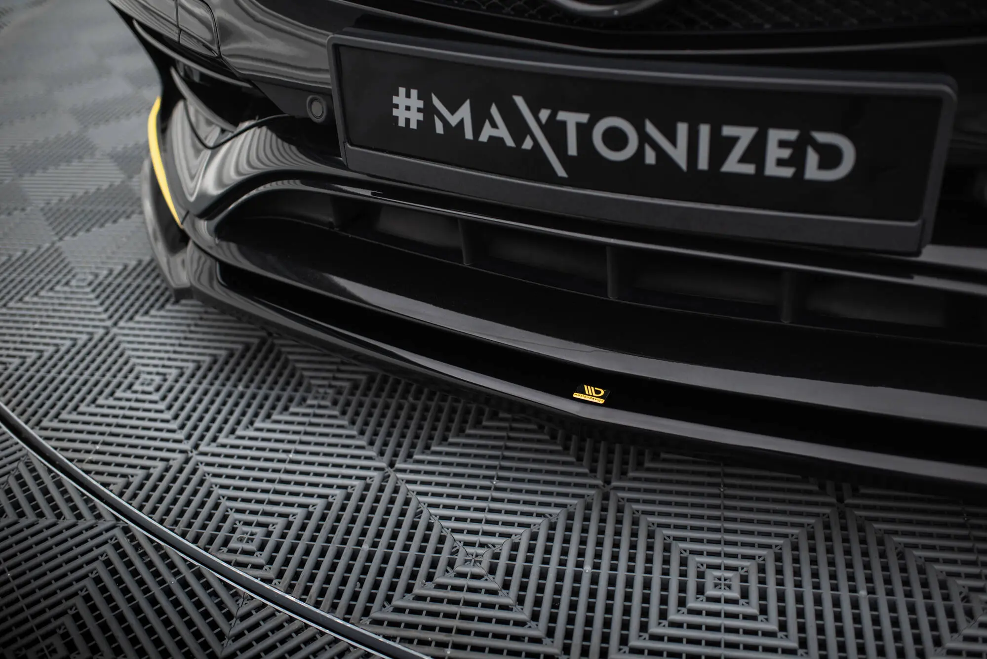 Frontspoiler Mercedes-Benz CLA 45 Aero AMG (C117) facelift 2017 - 2019 | V.4 Glossy Black Edition