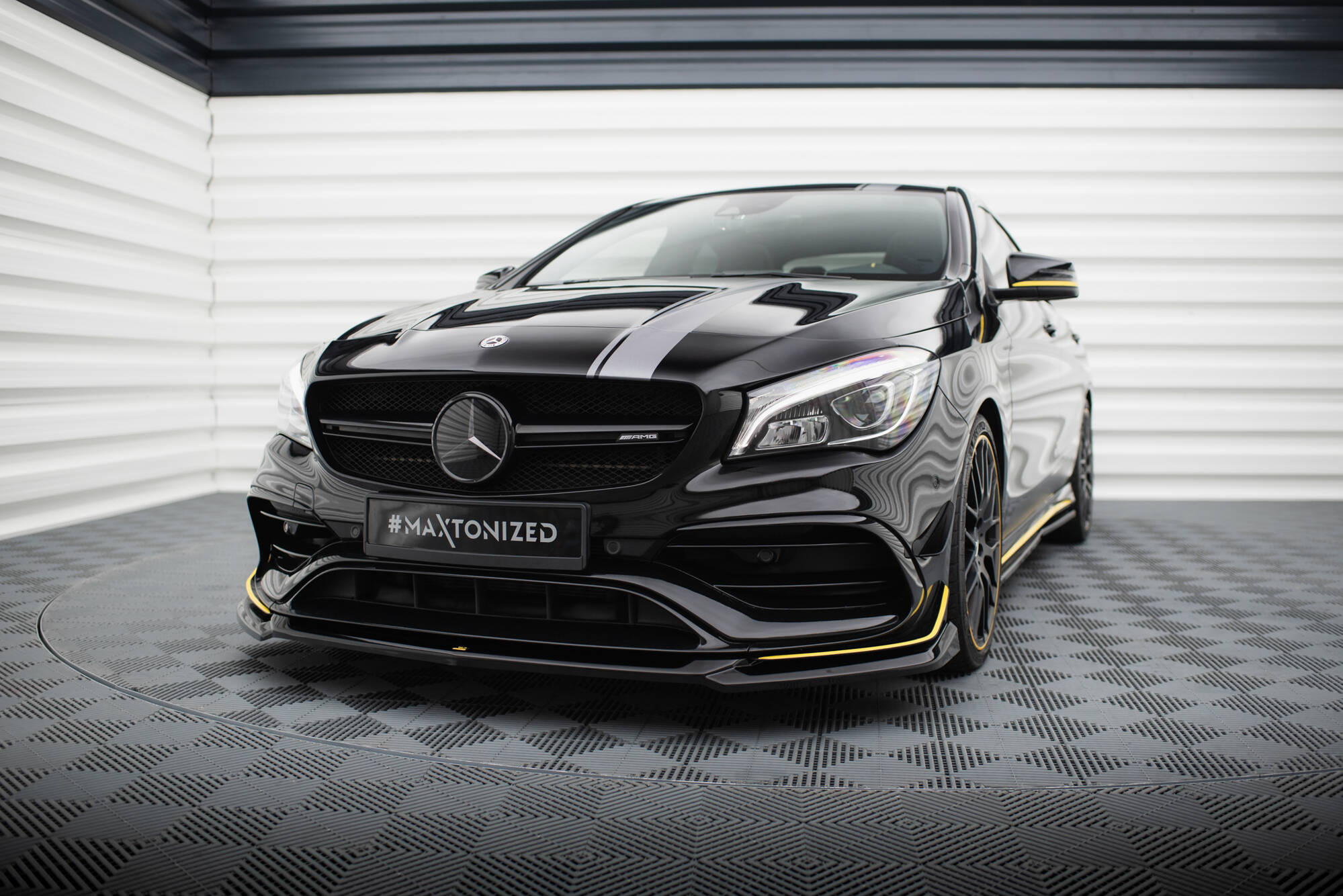 Frontspoiler Mercedes-Benz CLA 45 Aero AMG (C117) facelift 2017 - 2019 | V.4 Glossy Black Edition – bilde 3