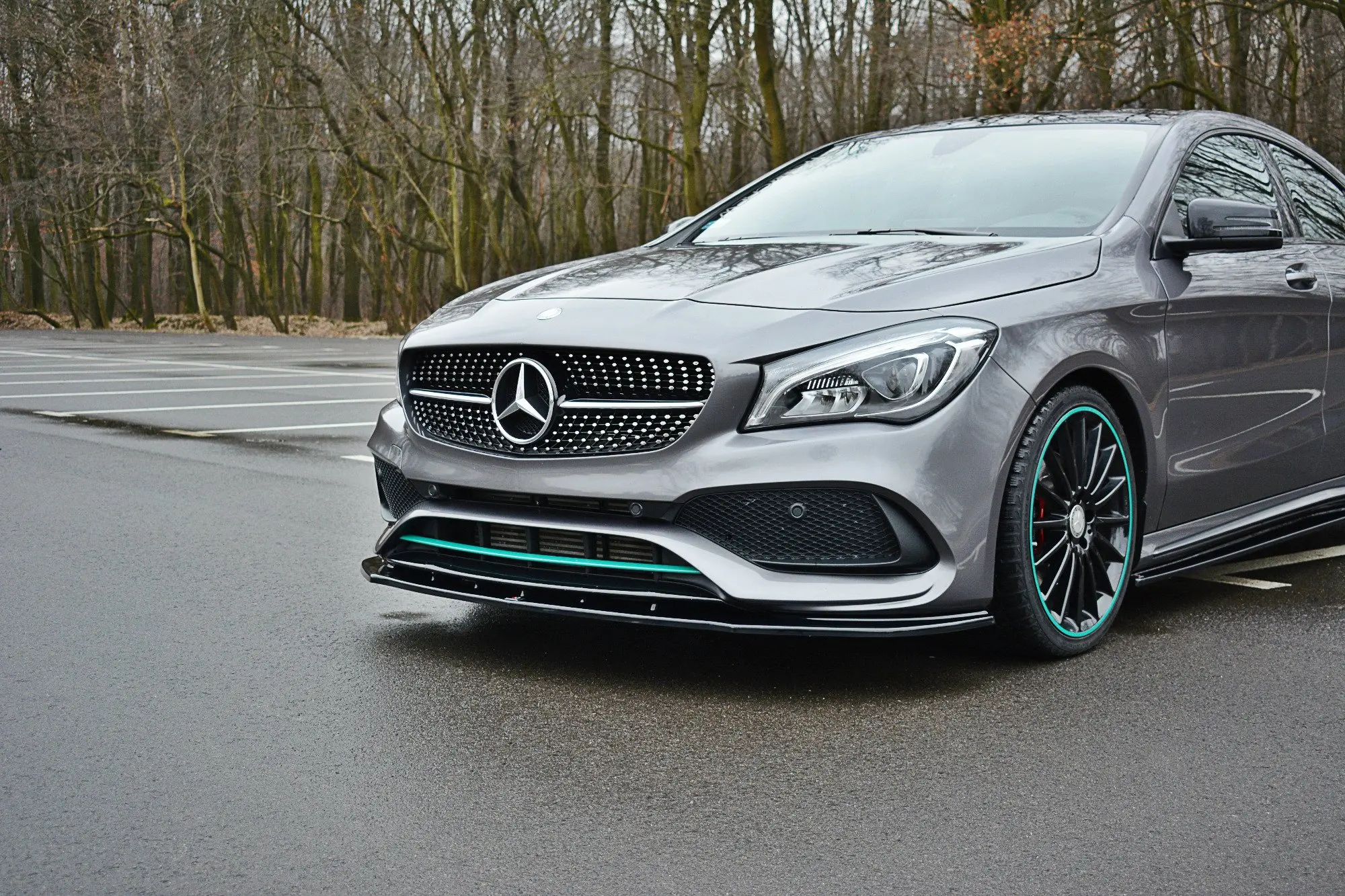 Frontspoiler Mercedes-Benz CLA (C117 / X117) AMG-Line Facelift 2017-2019 | V.1 Glossy Black Edition – bilde 2