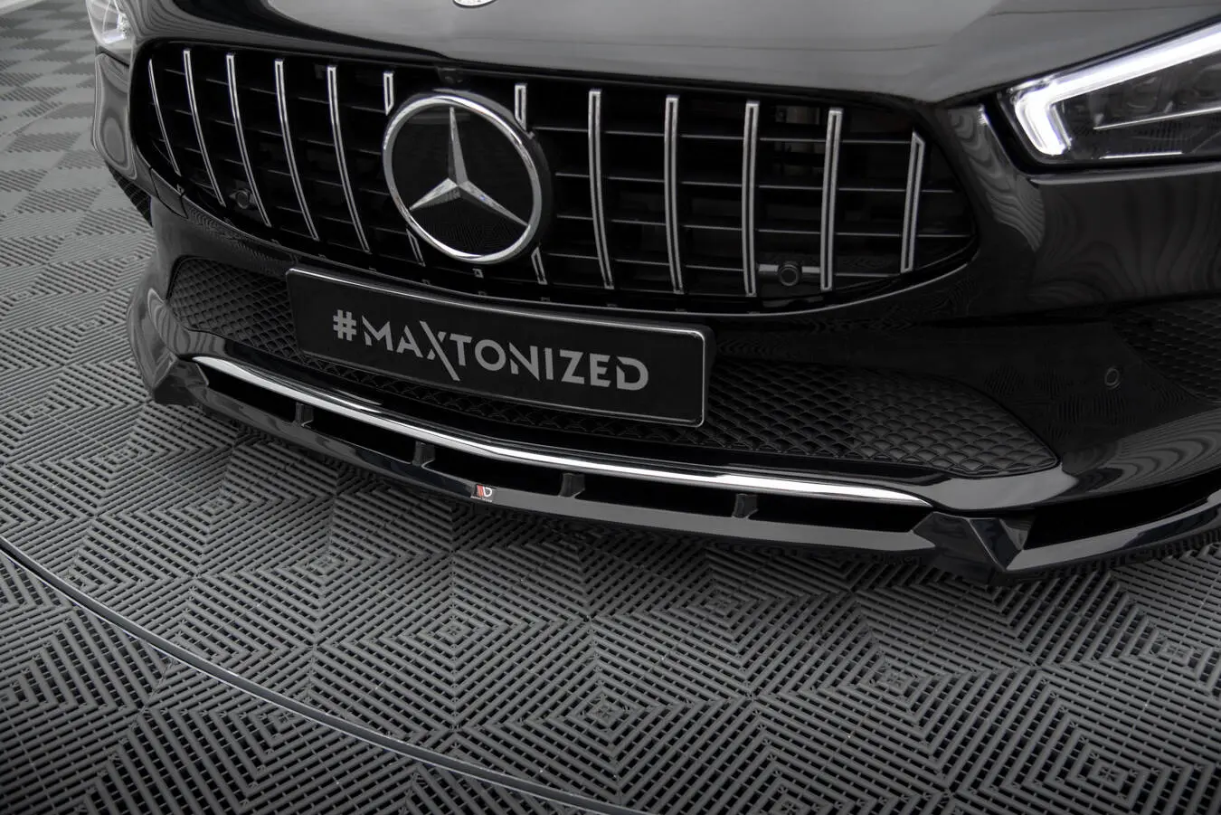 Frontspoiler Mercedes-Benz CLA (C118 / X118) 2019 - > | V.2 Glossy Black Edition