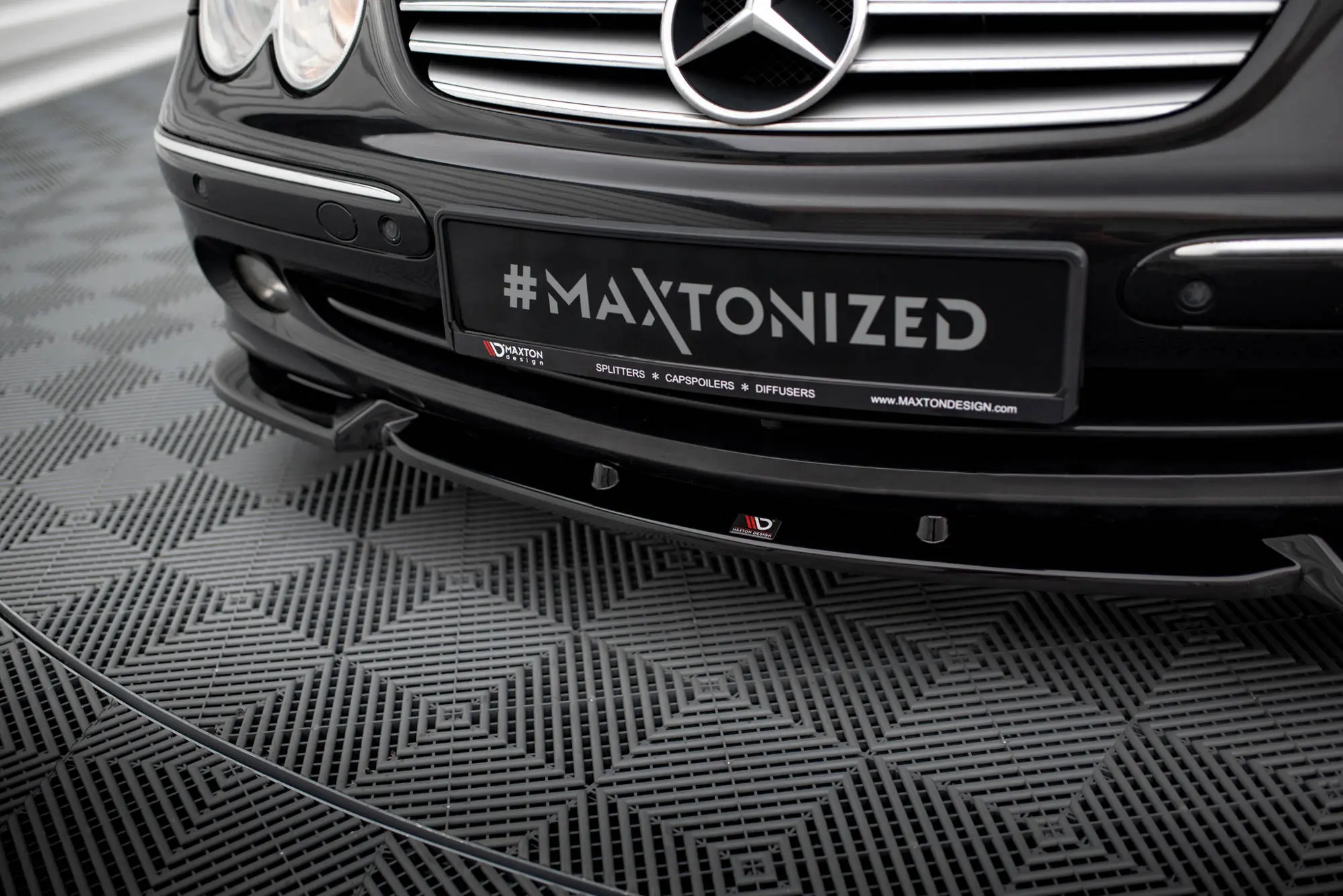 Frontspoiler Mercedes-Benz CLK (C209 / A209) 2002-2009 | V.2 Glossy Black Edition