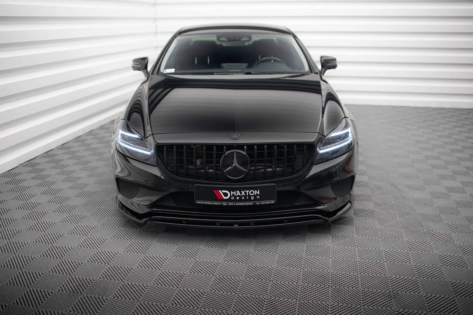 Frontspoiler Mercedes-Benz CLS (C218 / X218) AMG Line Facelift 2014 - 2018 | Glossy Black Edition – bilde 3