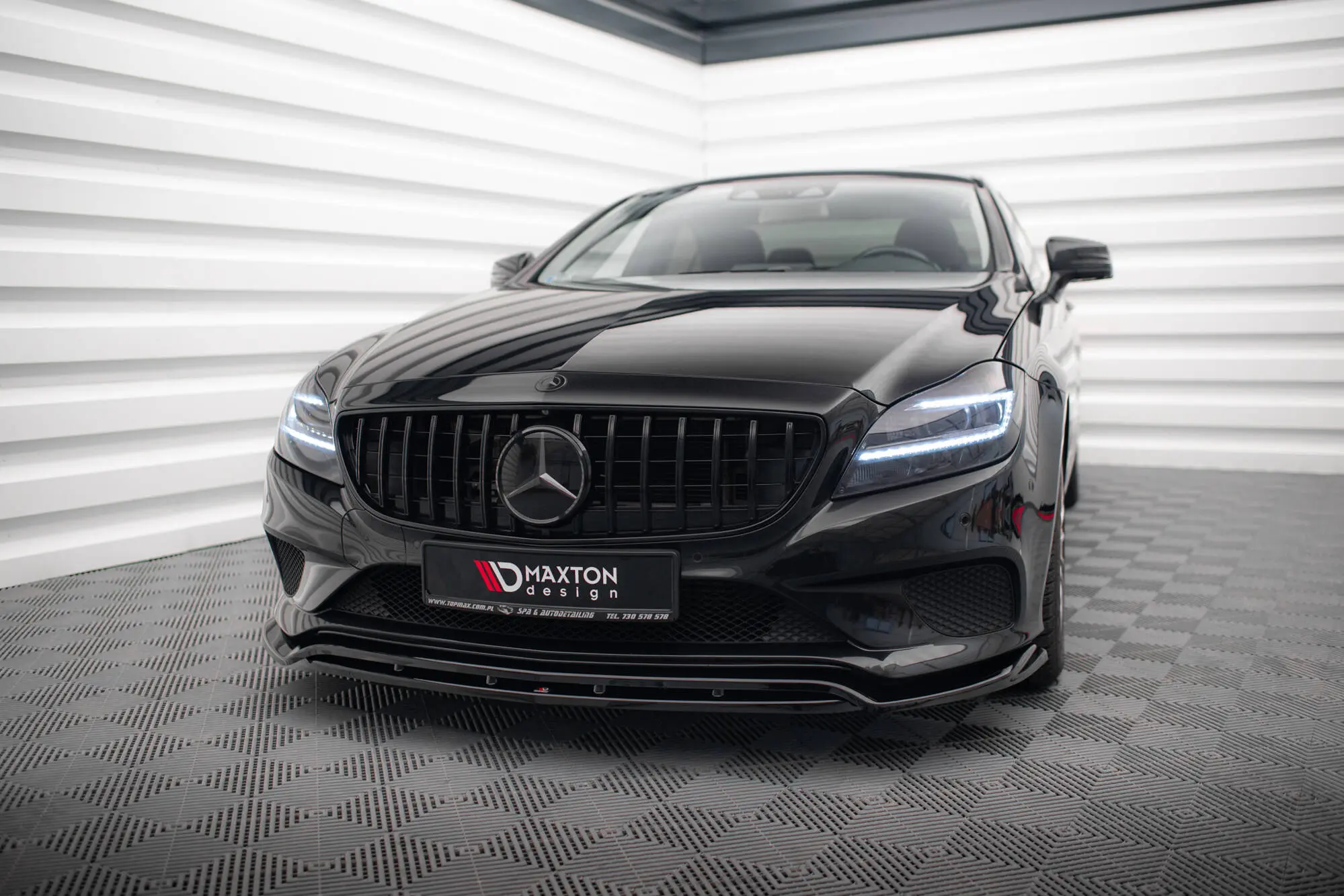 Frontspoiler Mercedes-Benz CLS (C218 / X218) AMG Line Facelift 2014 - 2018 | Glossy Black Edition – bilde 4