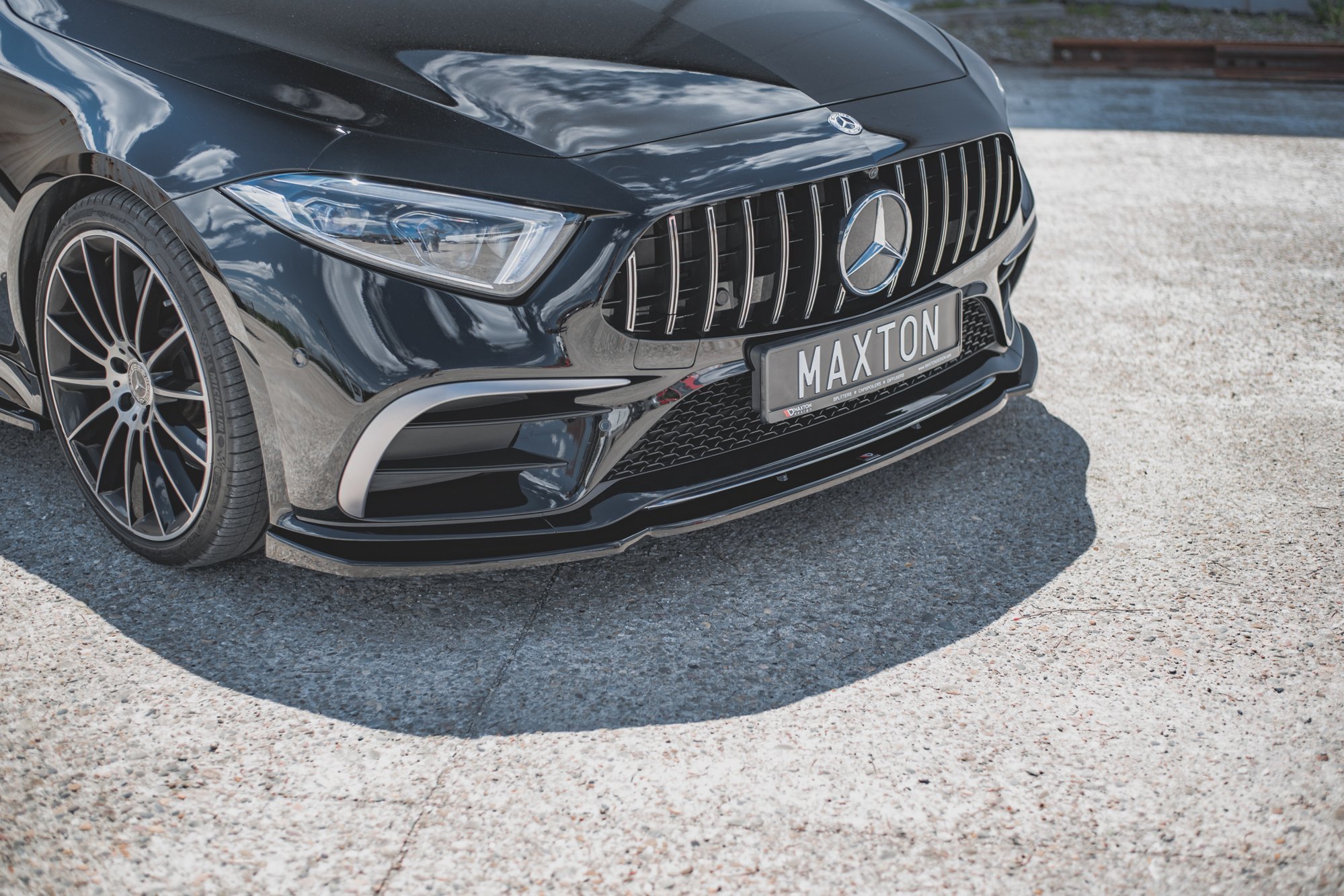 Frontspoiler Mercedes-Benz CLS (C257) / CLS (C257) AMG Line / CLS 53 AMG  2018 - 2021 | V.2 Glossy Black Edition – bilde 2