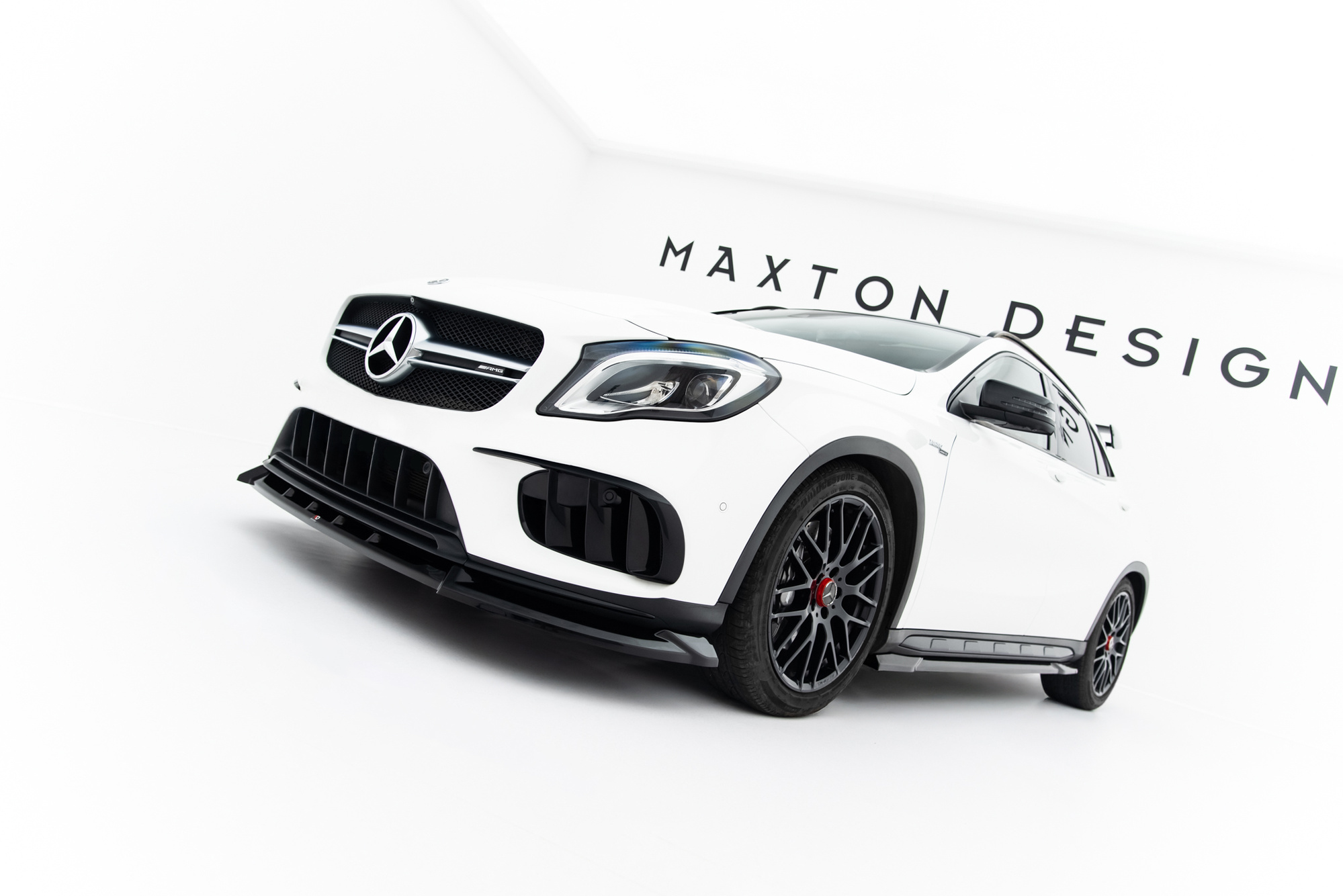 Frontspoiler Mercedes-Benz GLA 45 AMG (X156) Facelift 2017 - 2020  | Sport Glossy Black Edition – bilde 4