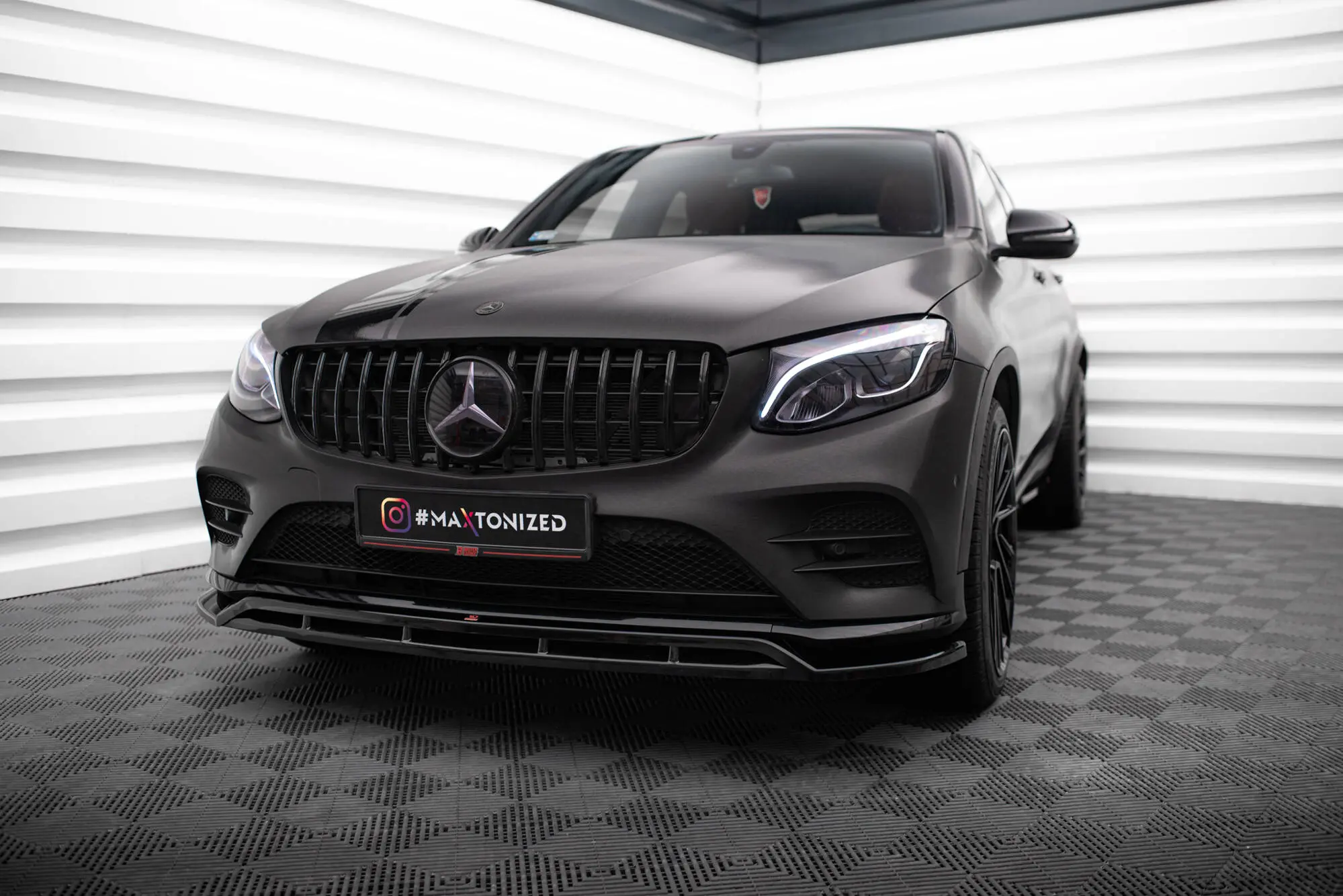 Frontspoiler Mercedes-Benz GLC Coupe (C253) 2016 - 2019 | Glossy Black Edition – bilde 4