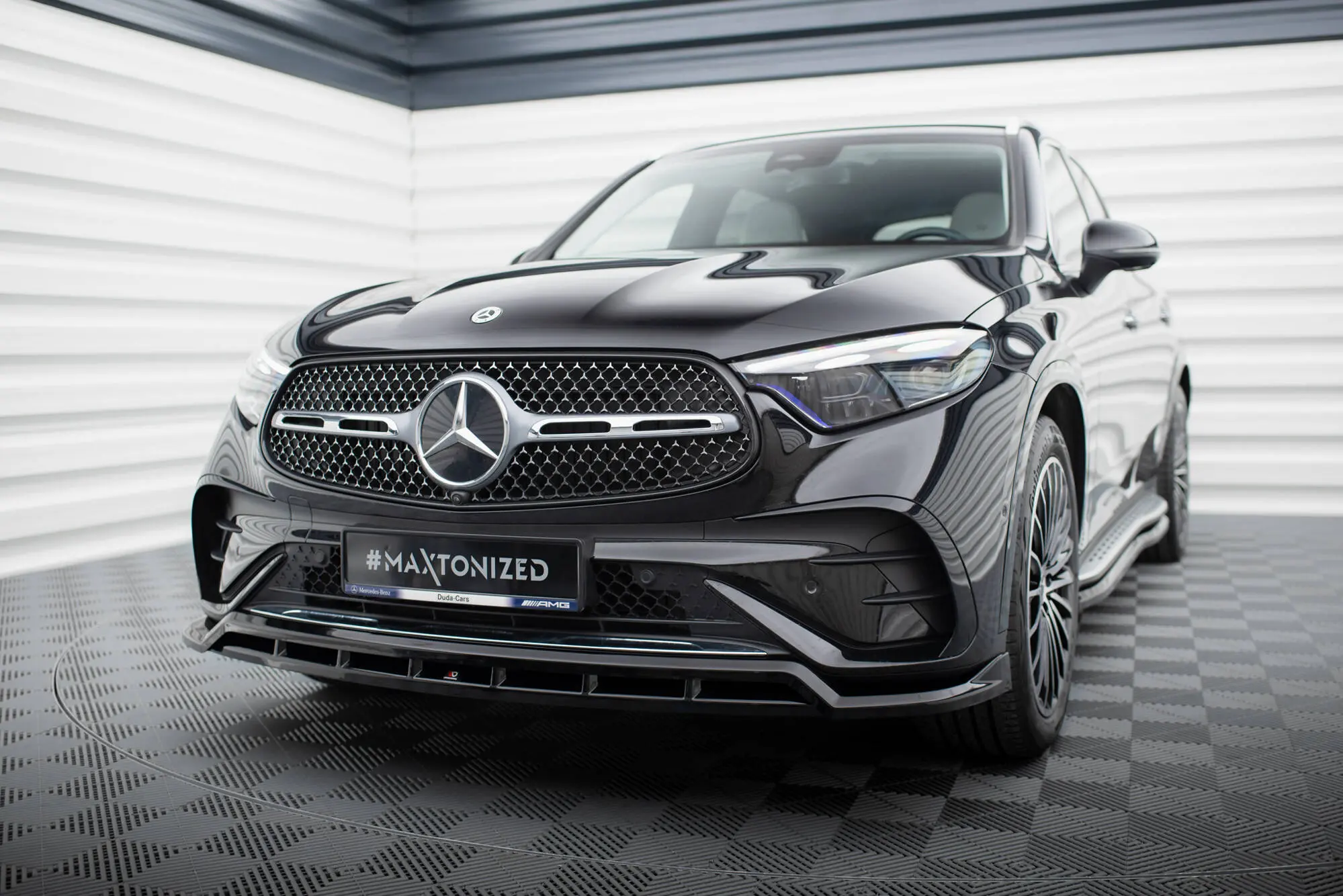 Frontspoiler Mercedes-Benz GLC (X254) AMG-Line 2022 - > | Glossy Black Edition – bilde 4