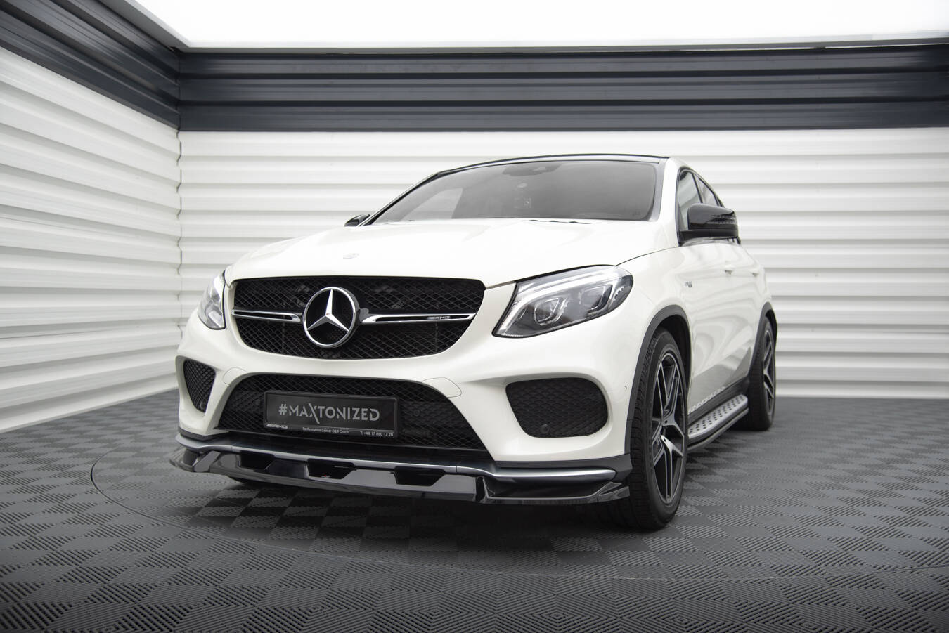 Frontspoiler Mercedes-Benz GLE Coupe 43 AMG (C292) 2015 -2019 / Mercedes-Benz GLE Coupe (C292) AMG-Line 2015 - 2019 | V.1 Glossy Black Edition – bilde 4