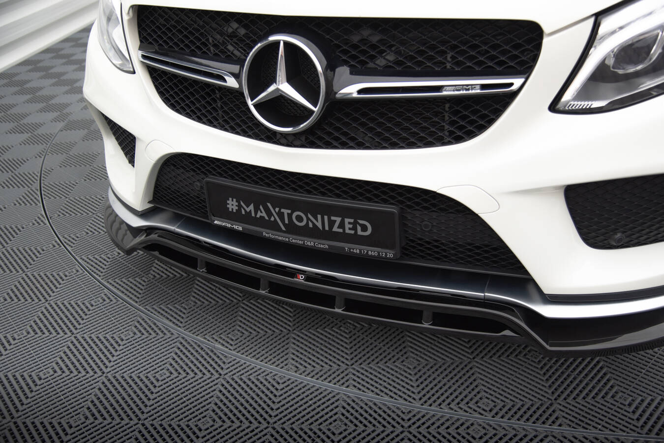 Frontspoiler Mercedes-Benz GLE Coupe 43 AMG (C292) 2015 -2019 / Mercedes-Benz GLE Coupe (C292) AMG-Line 2015 - 2019 | V.2 Glossy Black Edition