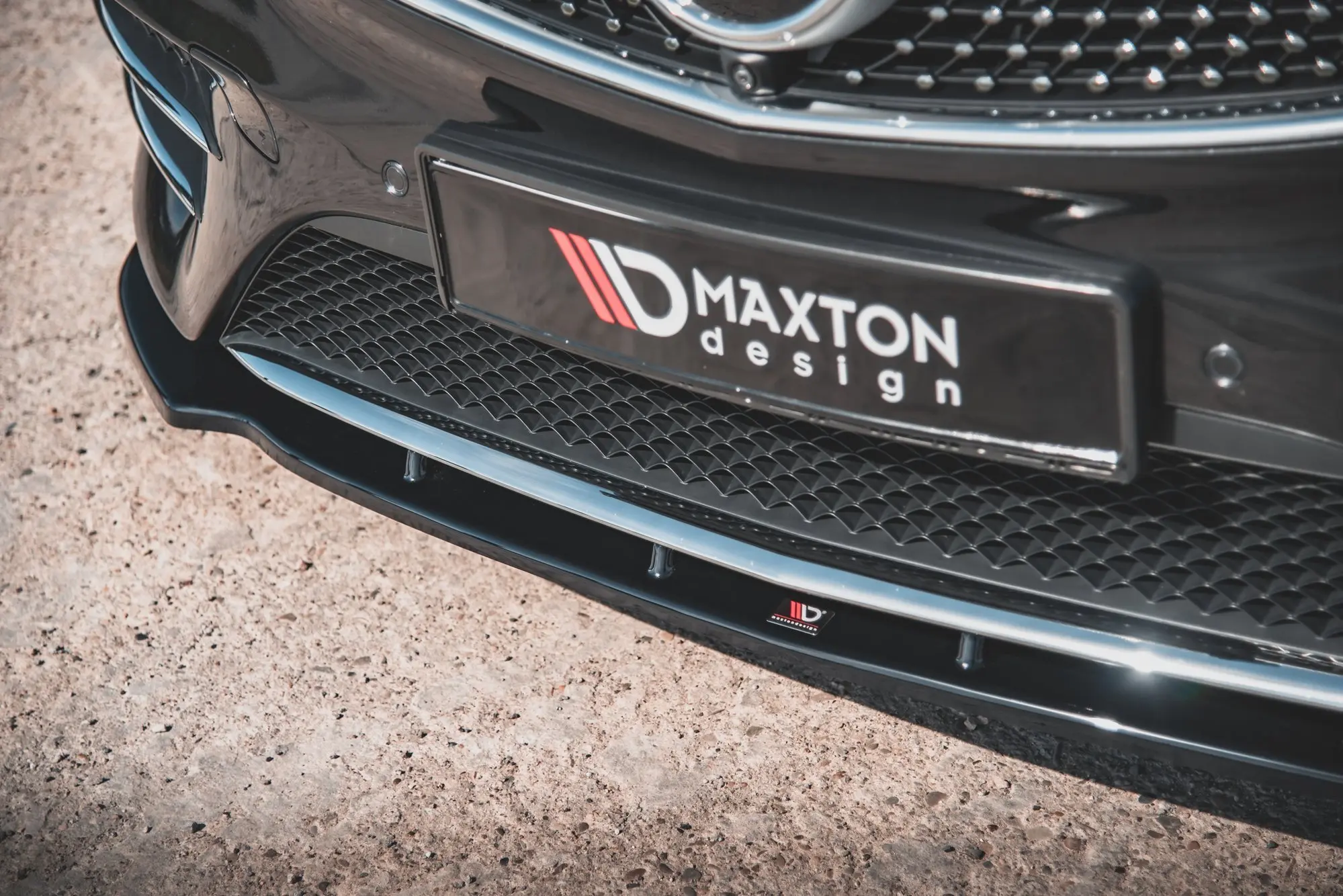 Frontspoiler Mercedes-Benz V-Class (W447) AMG-Line 2019 - 2023 | V.2 Glossy Black Edition – bilde 4