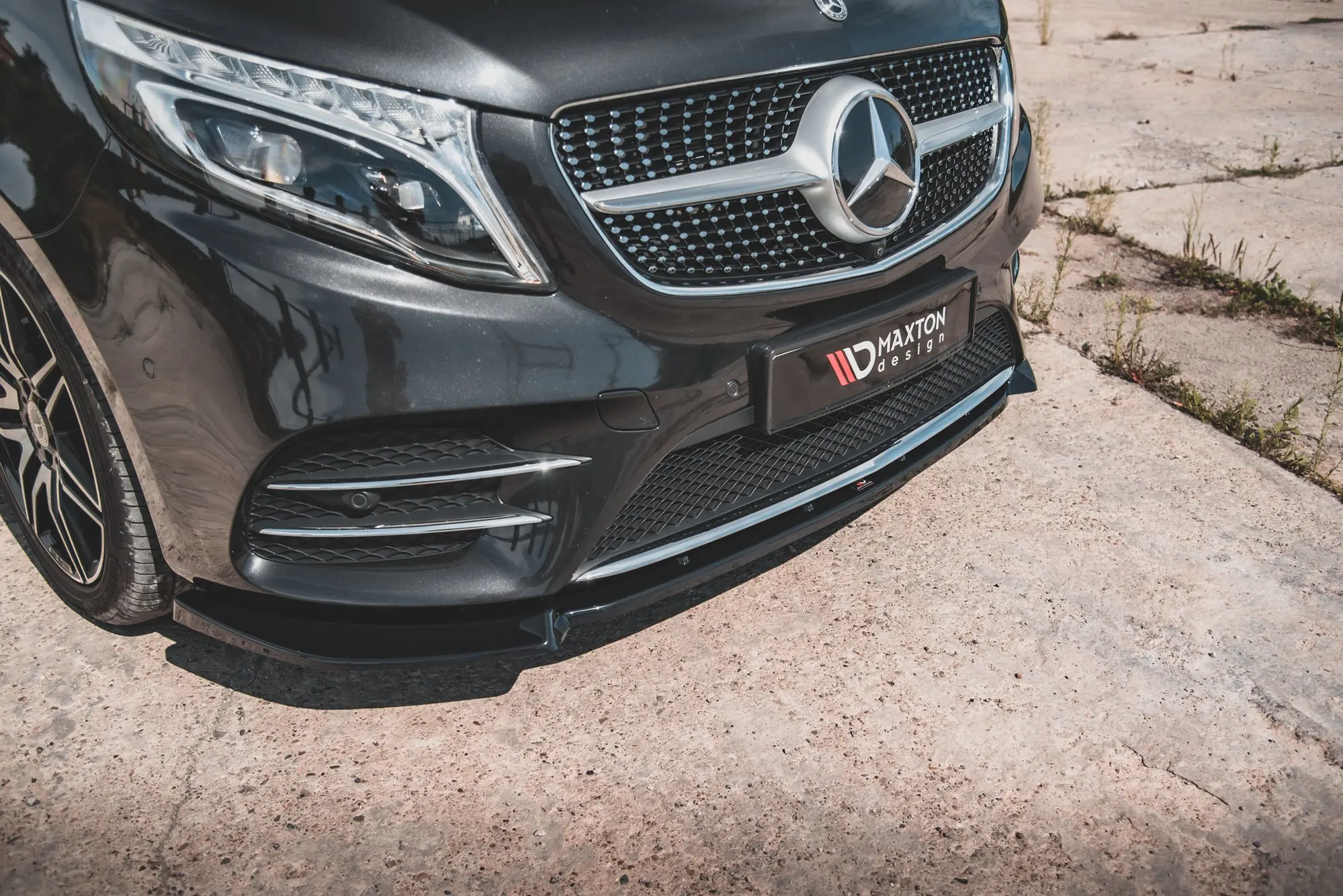 Frontspoiler Mercedes-Benz V-Class (W447) AMG-Line 2019 - 2023 | V.3 Glossy Black Edition – bilde 3