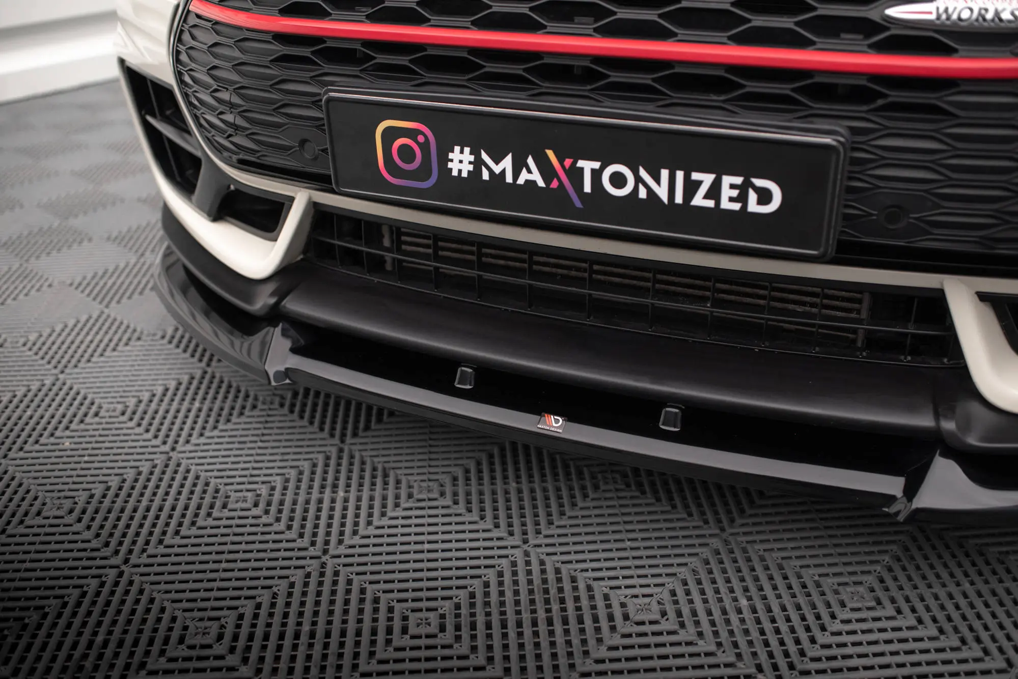 Frontspoiler Mini Clubman II F54 (John Cooper Works) Facelift 2019 - 2024 | V.1 Glossy Black Edition – bilde 2