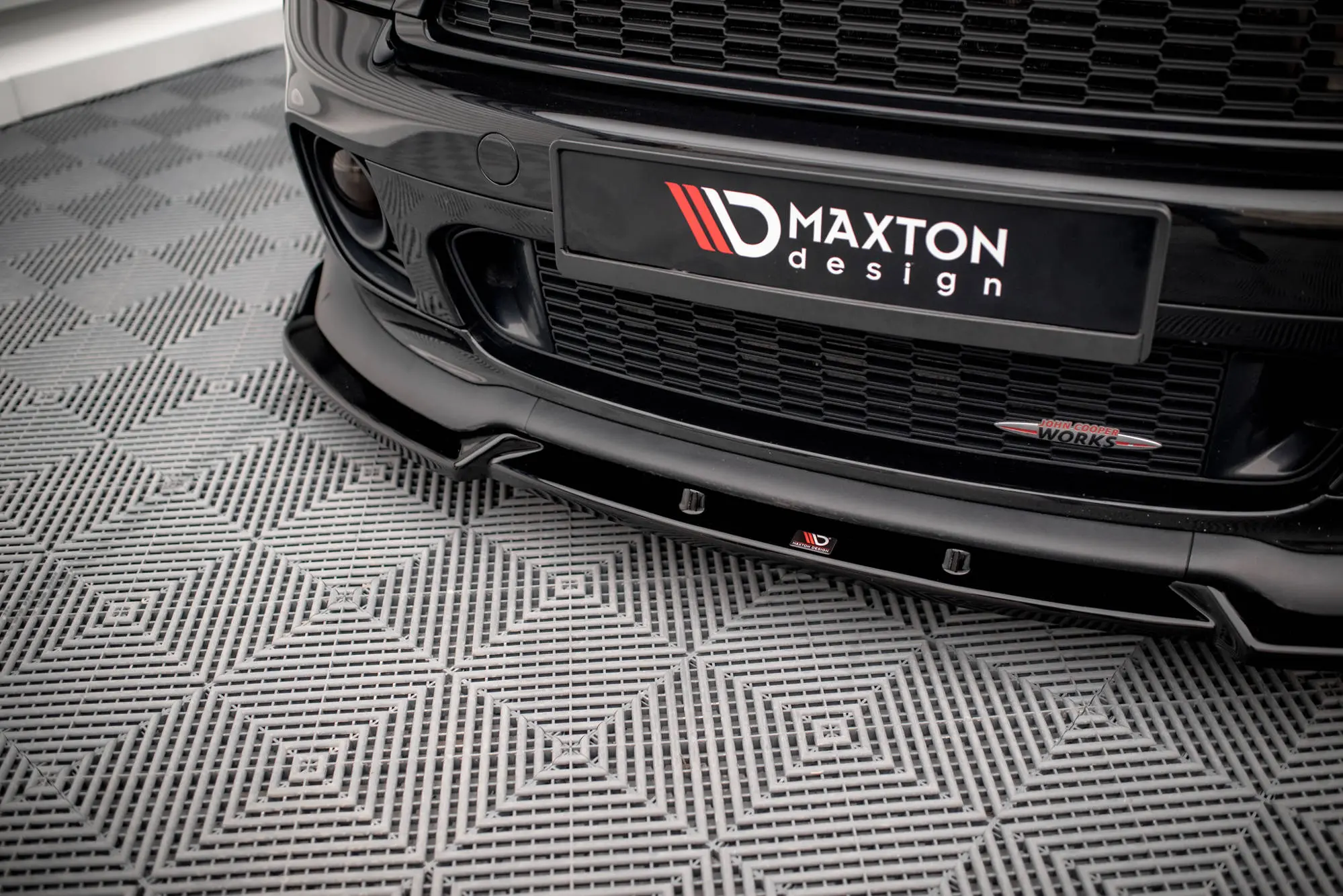 Frontspoiler Mini Cooper II R56 (John Cooper Works) 2006-2010 | V.3 Glossy Black Edition